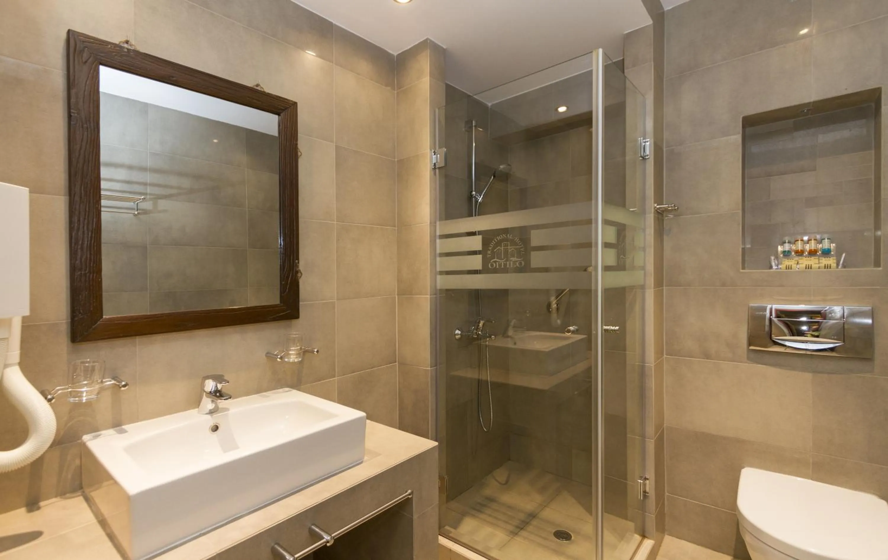 Bathroom in Itilo Traditional Hotel