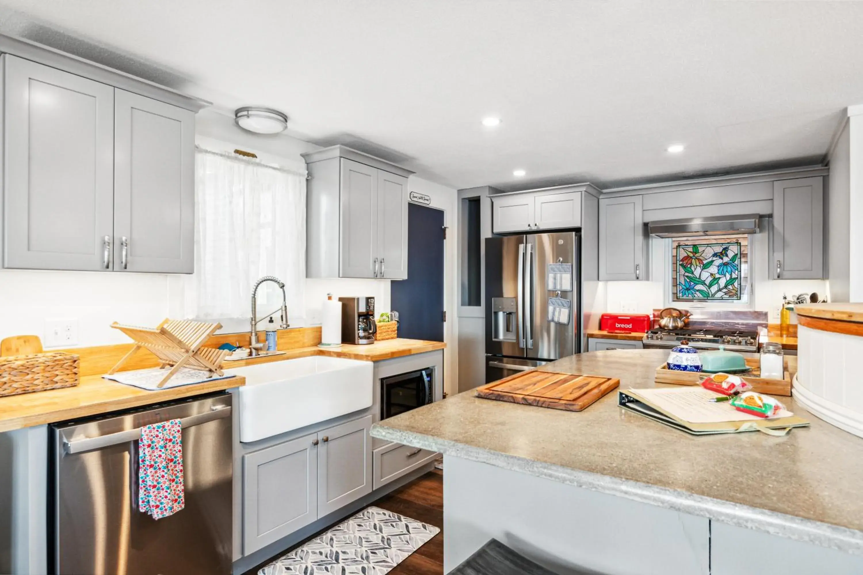 One-Bedroom Chalet in Lakeshore Vermont One-Bedroom Chalet in Lakeshore Vermont