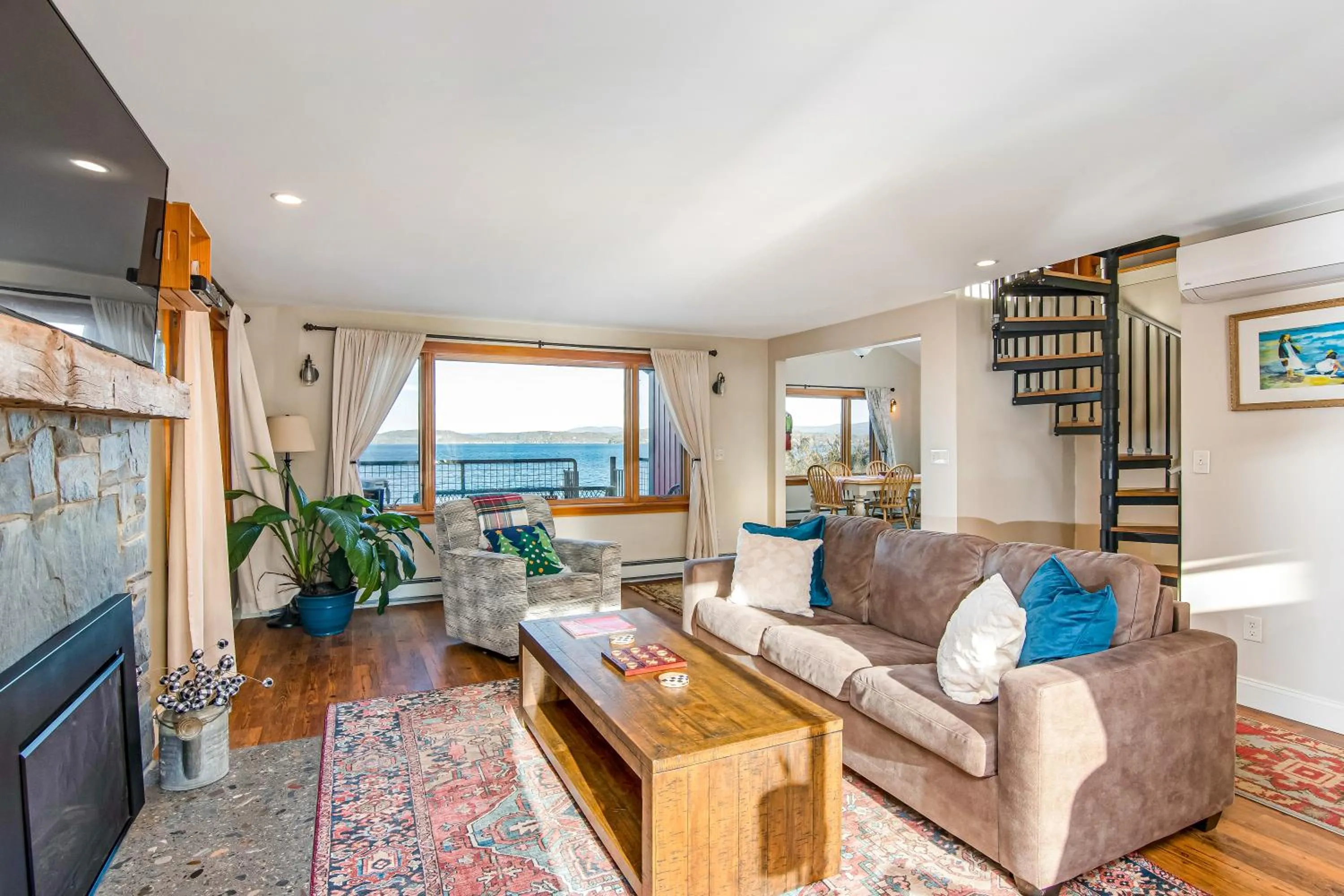 Living room in Lakeshore Vermont