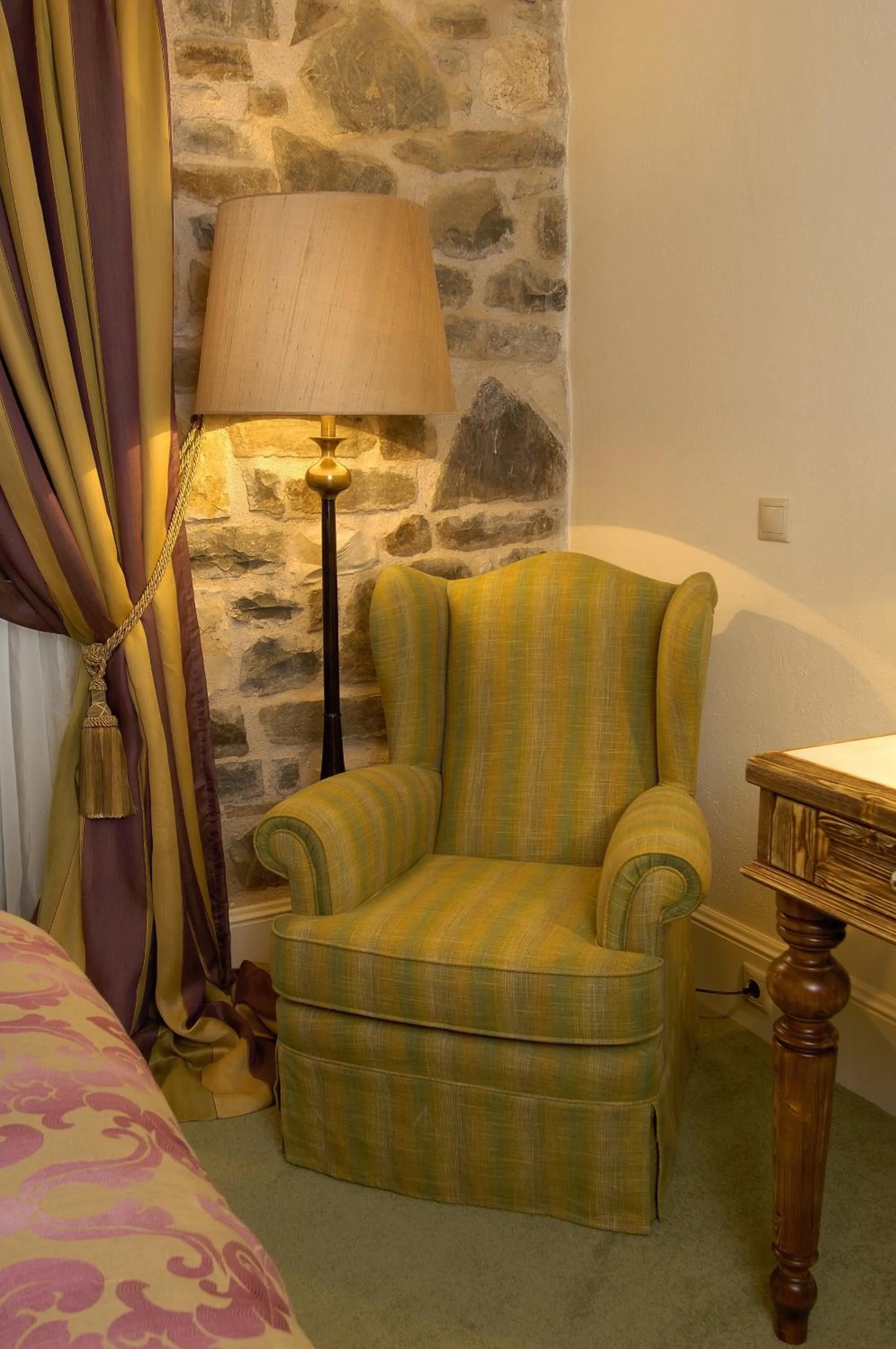 Emotions Country Resort