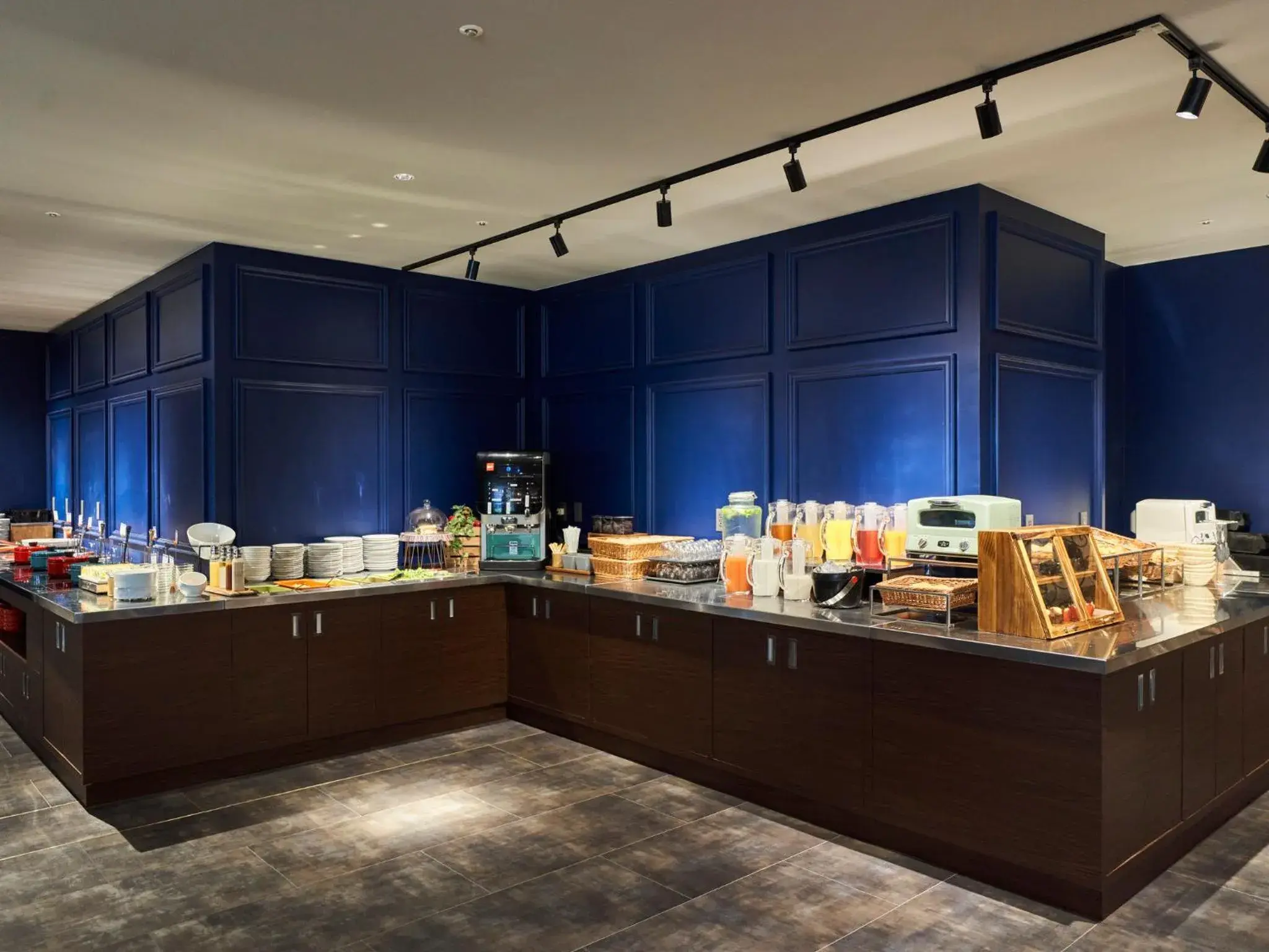 Restaurant/places to eat in Princess Garden Hotel Restaurant/places to eat in Princess Garden Hotel