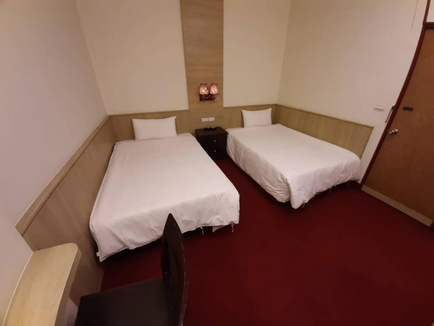 Long Cherng Hotel
