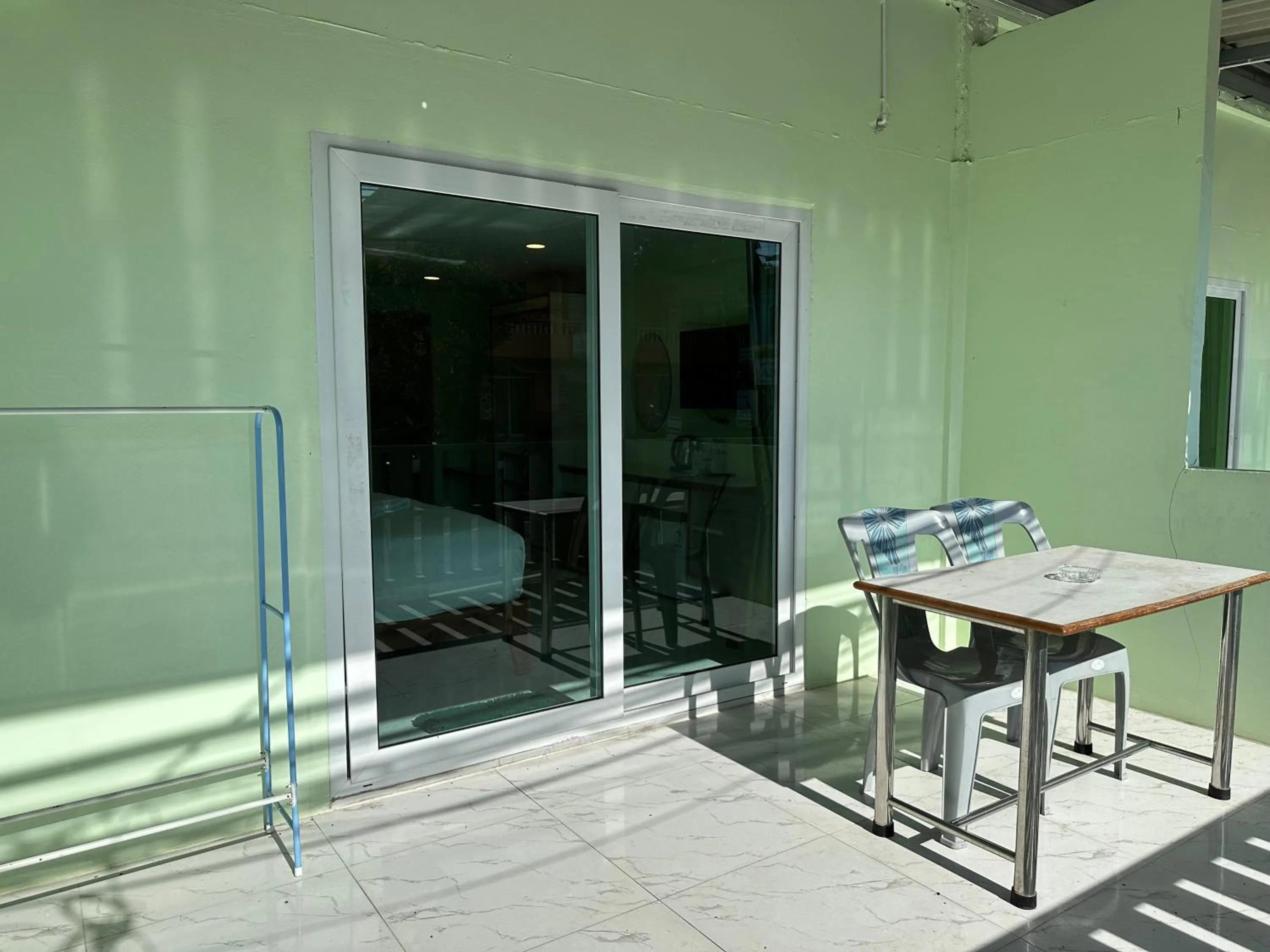 Balcony/Terrace in Sea-Sun Bungalow & Resort