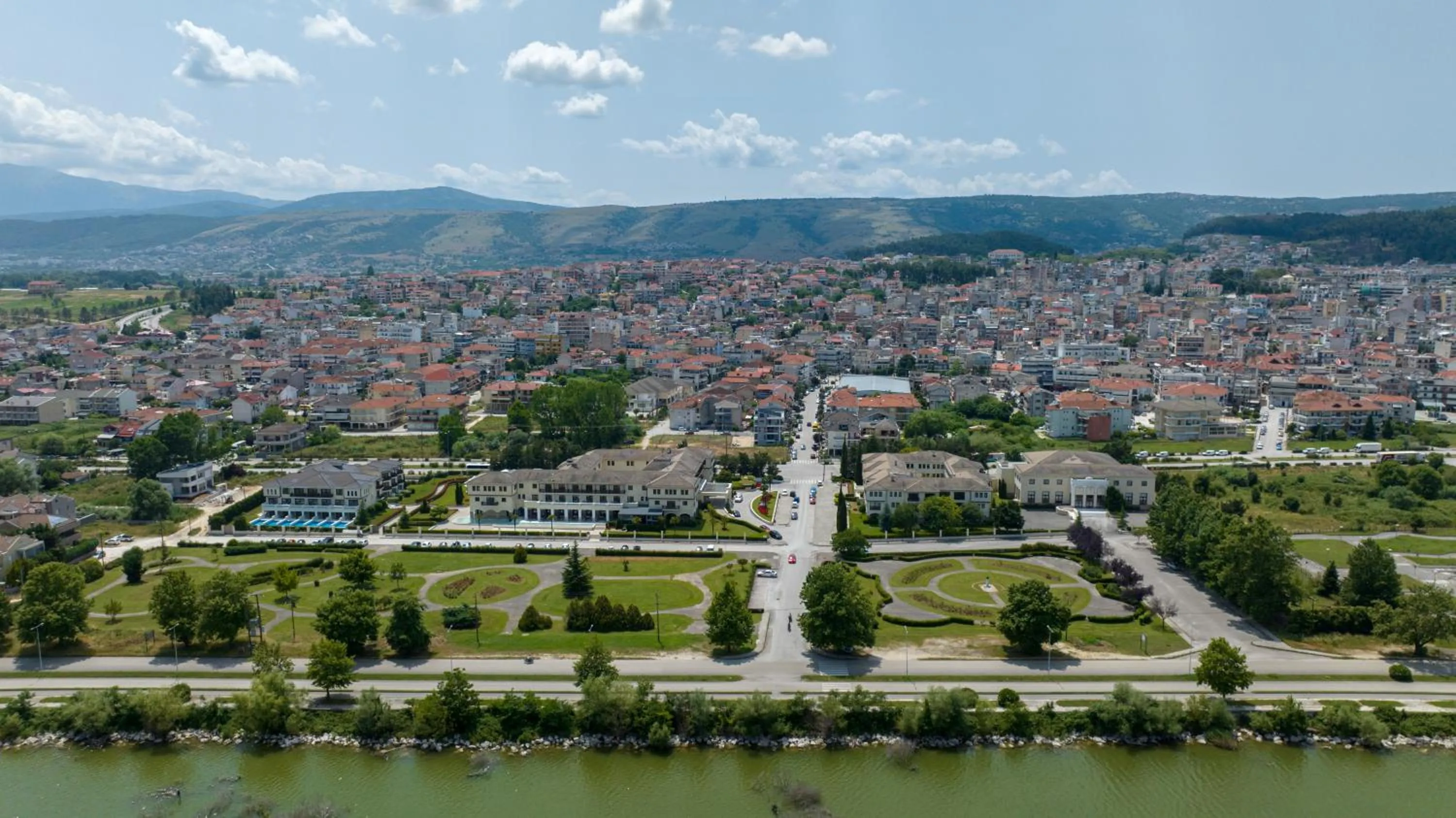 Property building in Hotel Du Lac Congress Center & Spa