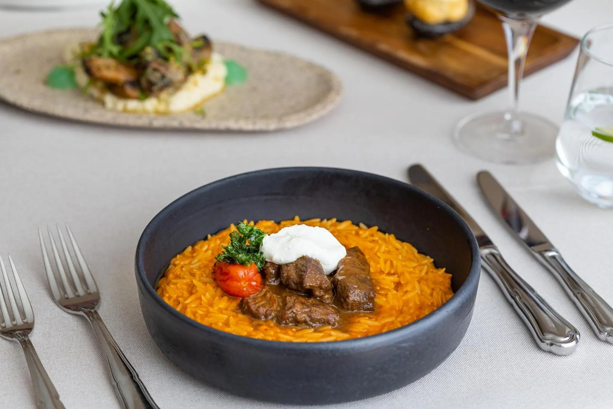 Restaurant/places to eat in Hotel Du Lac Congress Center & Spa