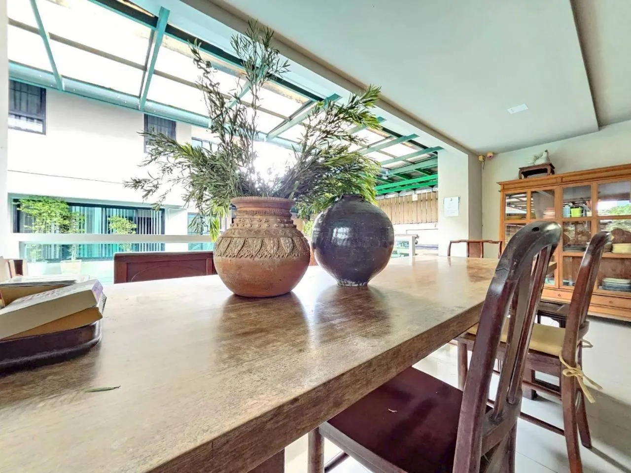 Baan Tanwa - MRT Ratchadapisek Exit 1 or 2