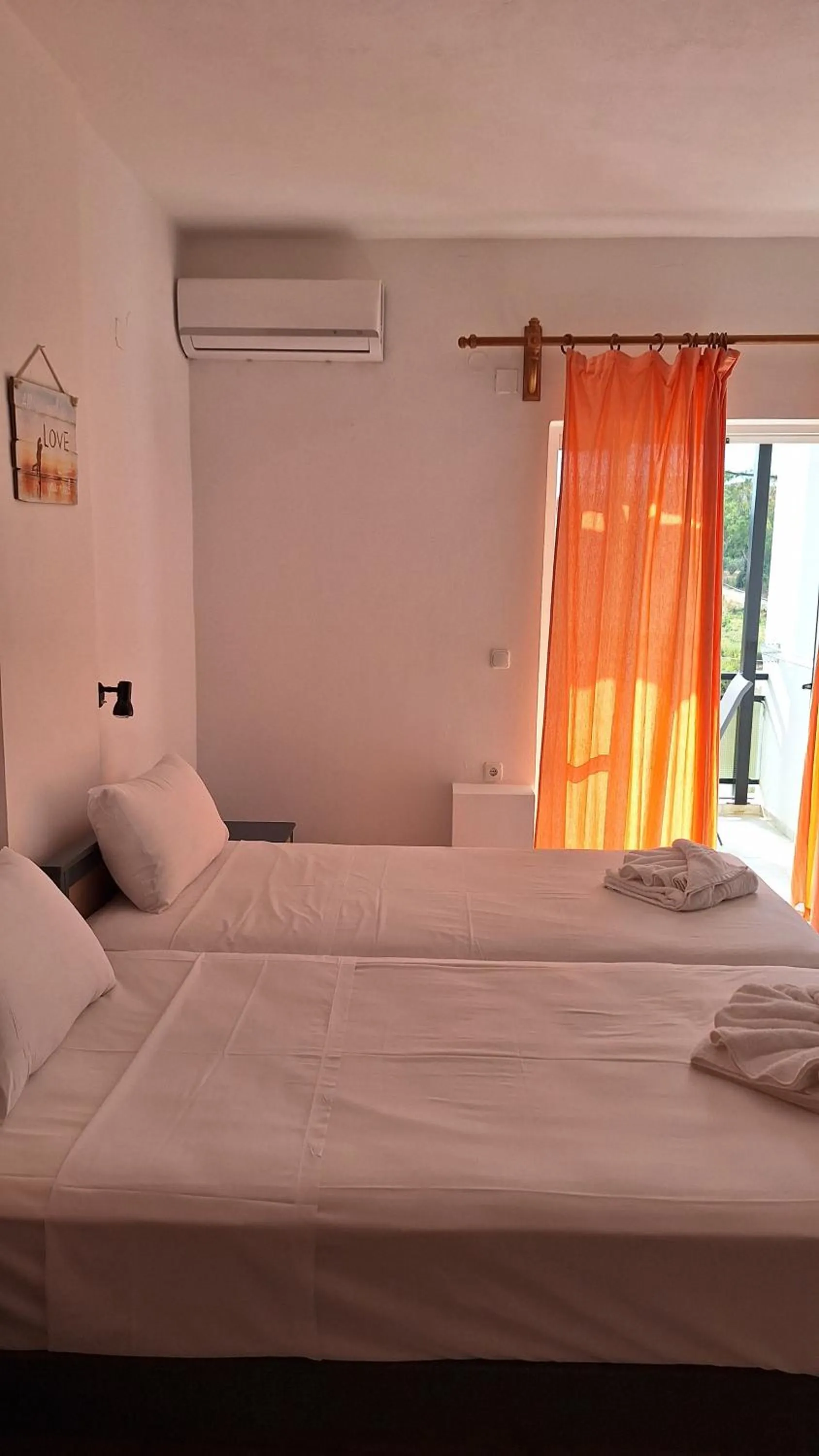 Bed in Kalliopi Studios - Apartments