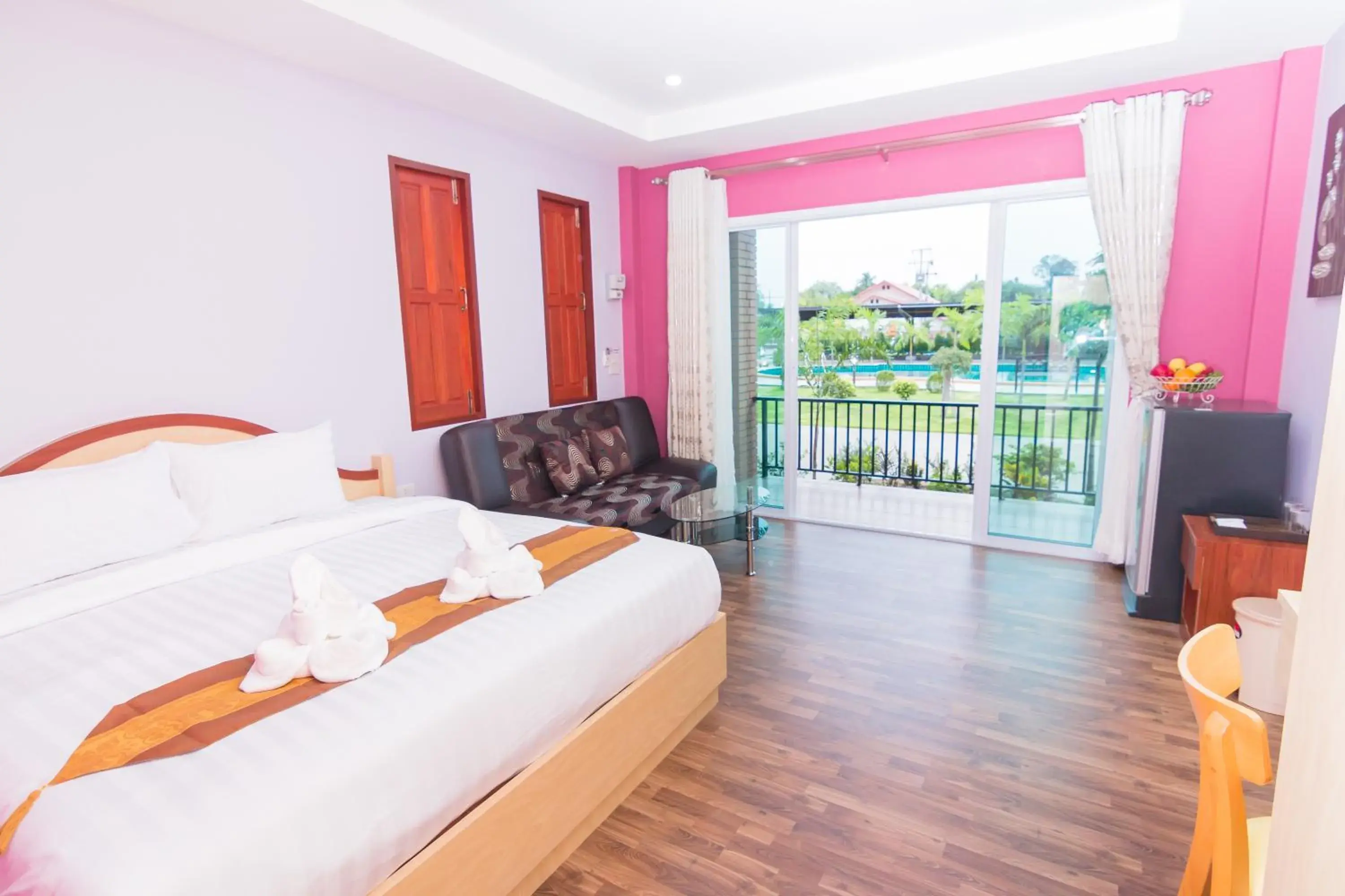 Decorative detail, Bed in Samrong Garden Decorative detail, Bed in Samrong Garden