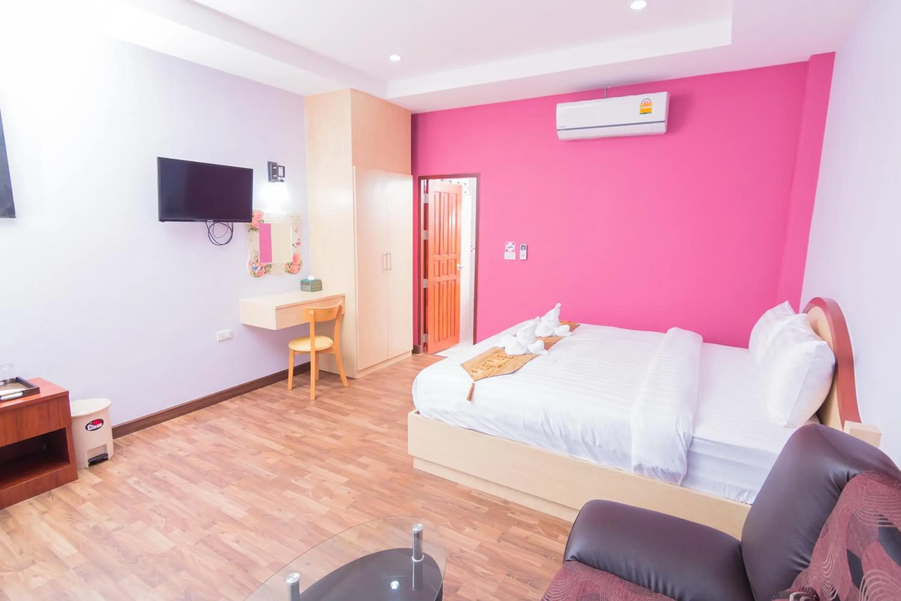 Bed in Samrong Garden Bed in Samrong Garden