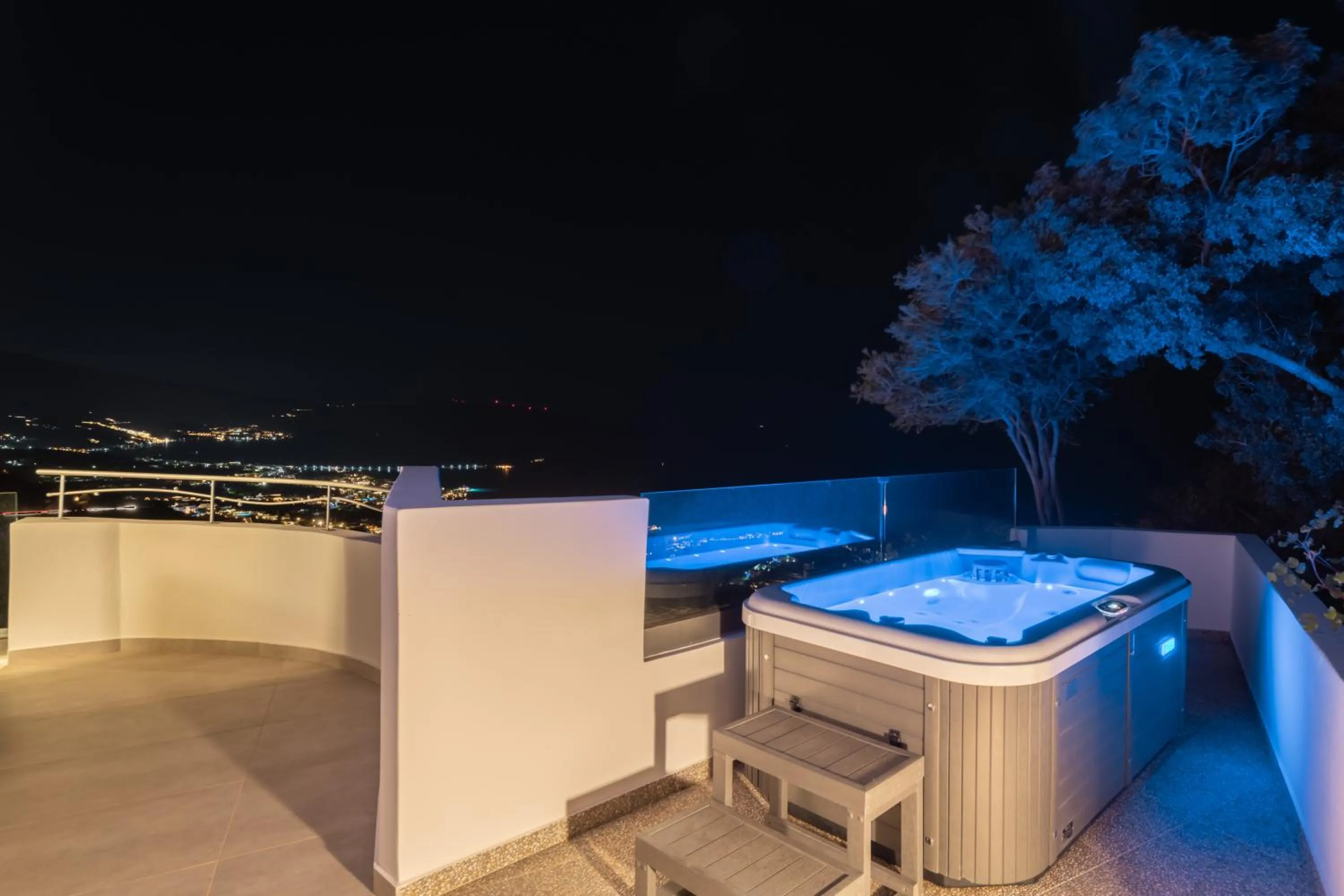 Night in Adrakos Apartments (Adults Only)