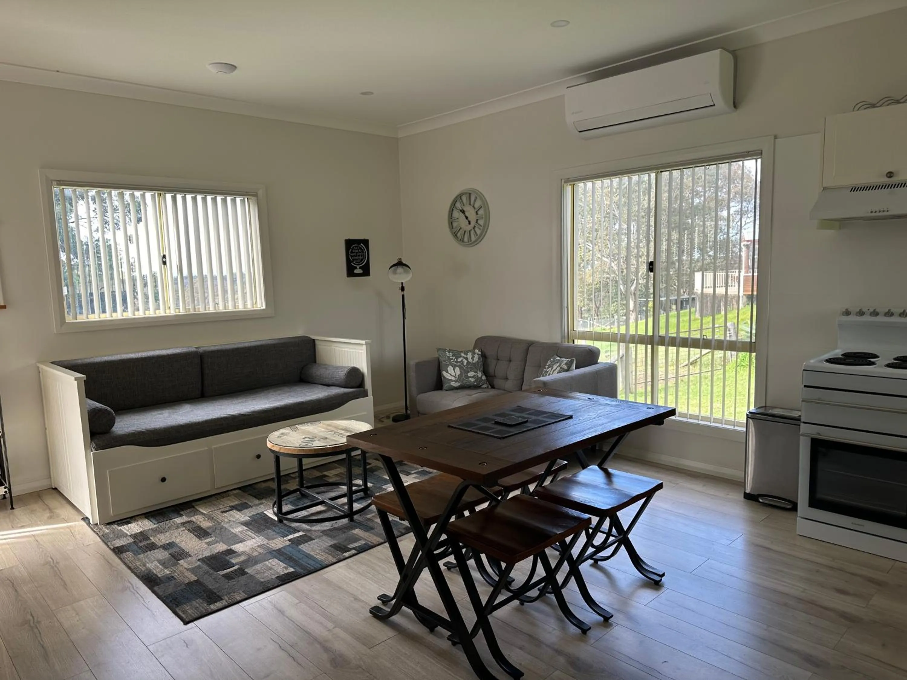 Kitchen or kitchenette in Blueberry Hills On Comleroy Farmstay - Self-Contained Cottages