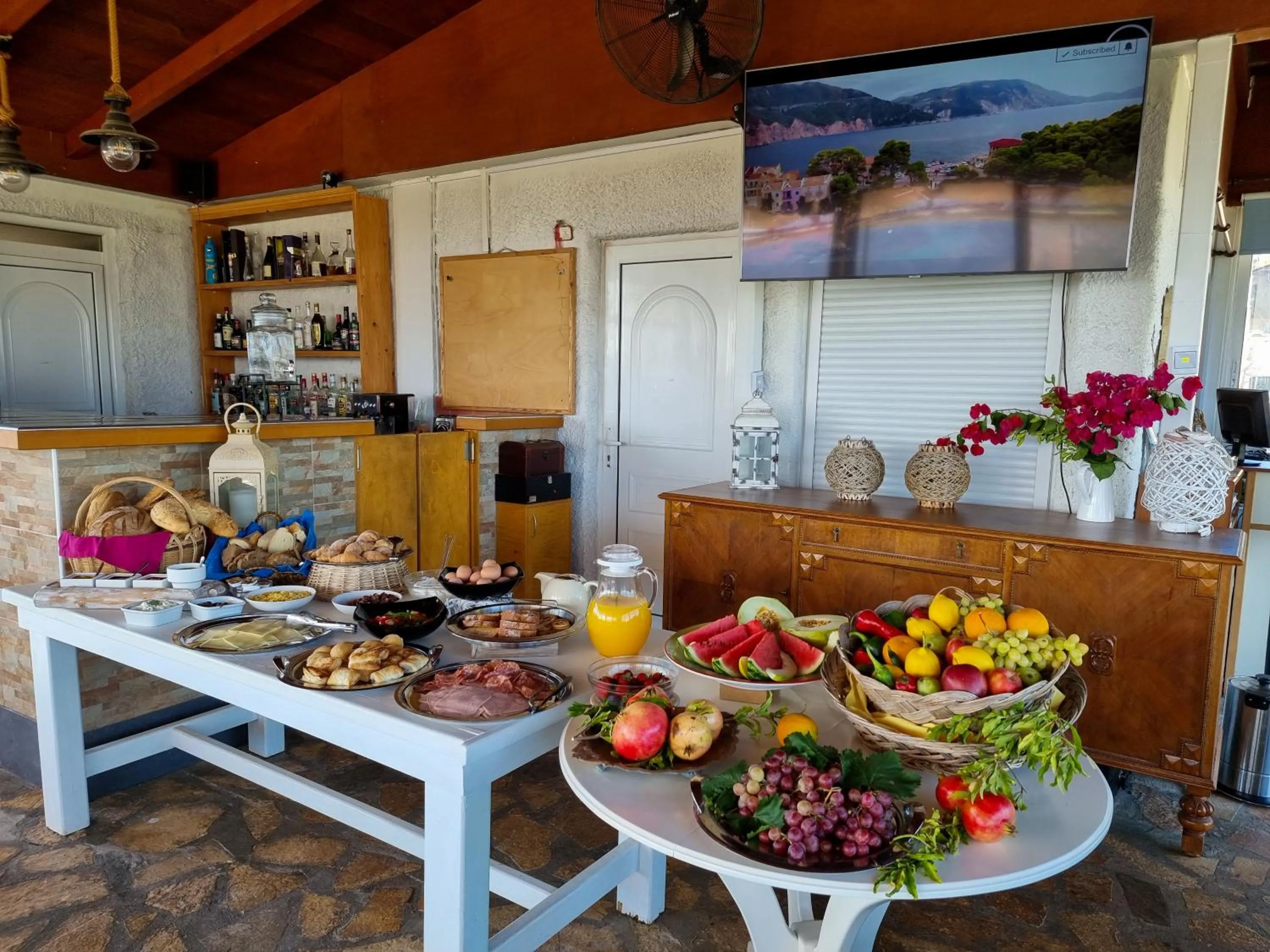 Restaurant/places to eat in Forestata Village