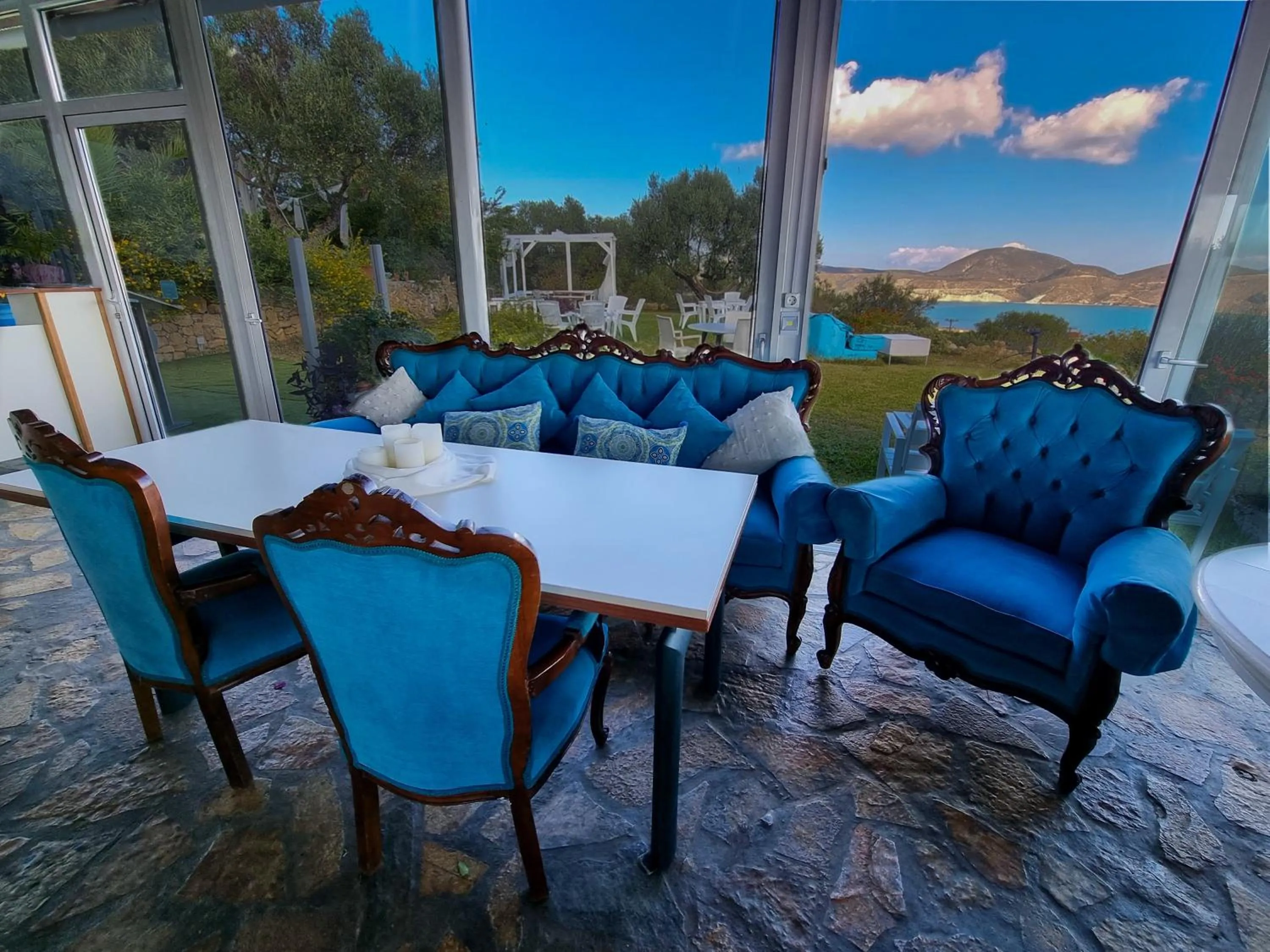 Restaurant/places to eat in Forestata Village