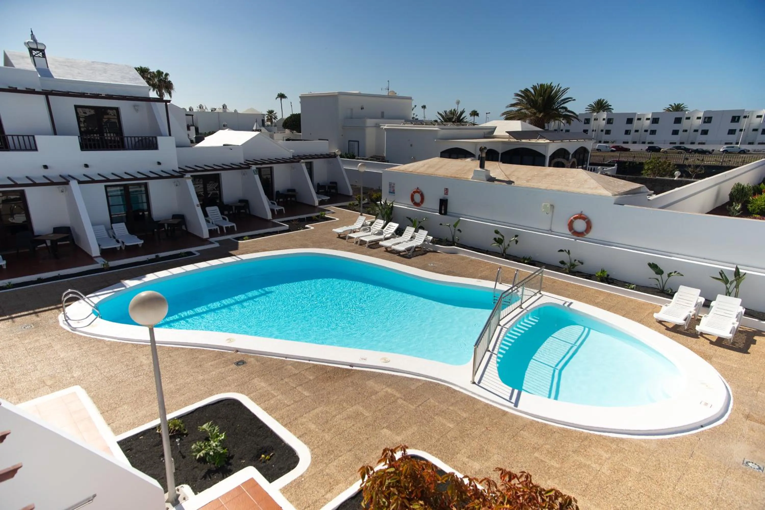 Swimming pool in La Laguneta