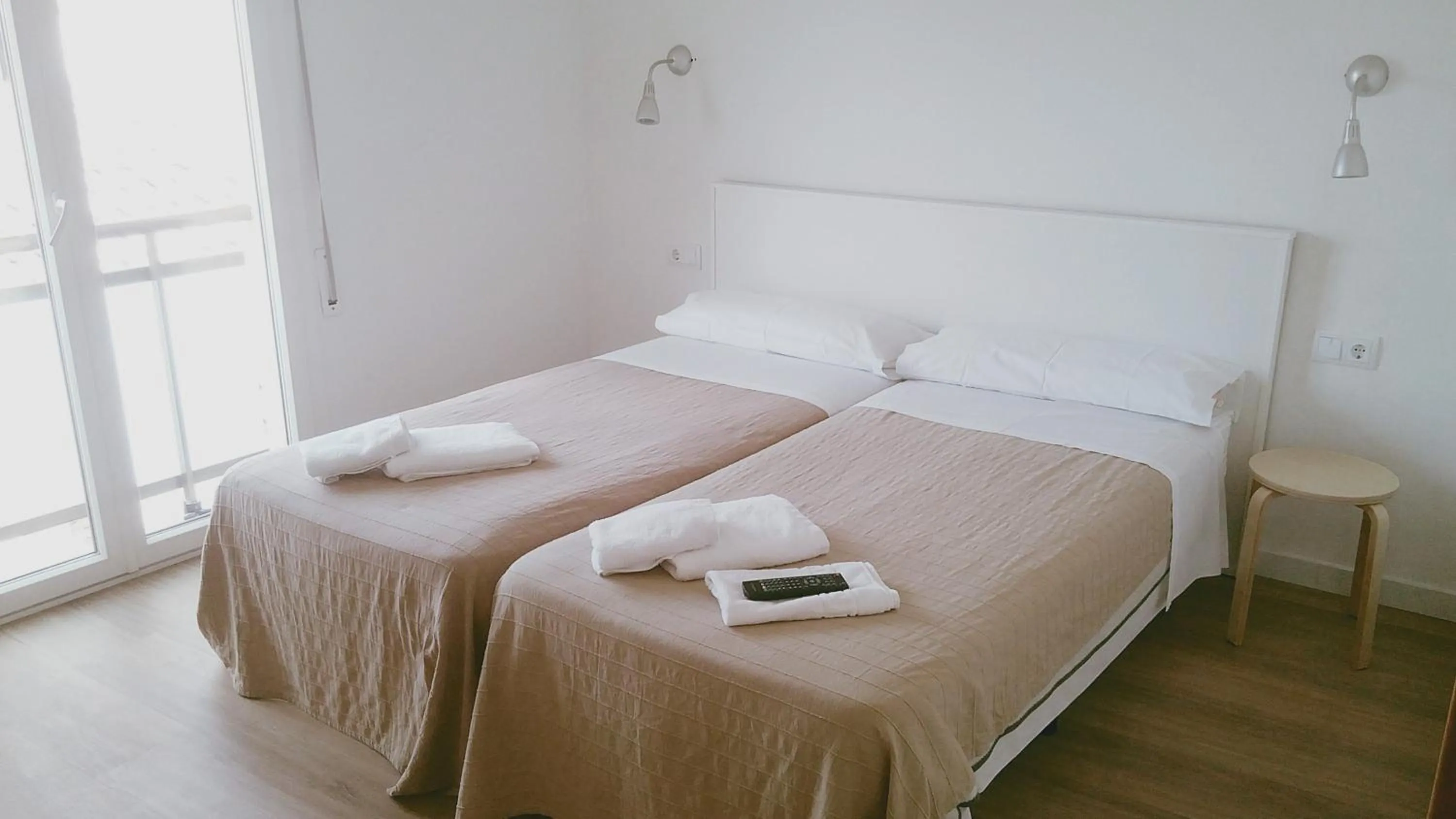 Bed in Vila De Premiá