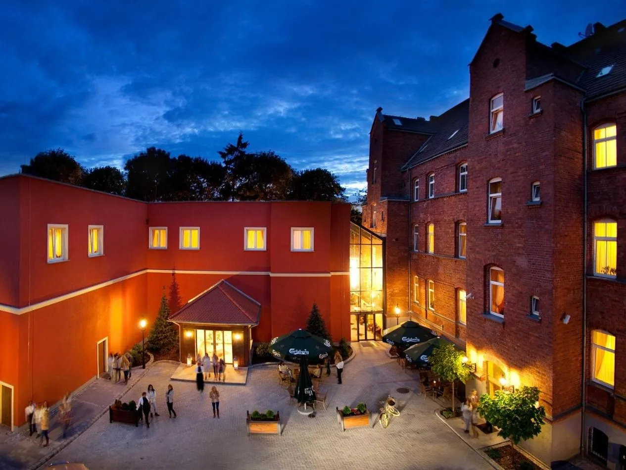 Facade/entrance in Hotel Jakub Sobieski
