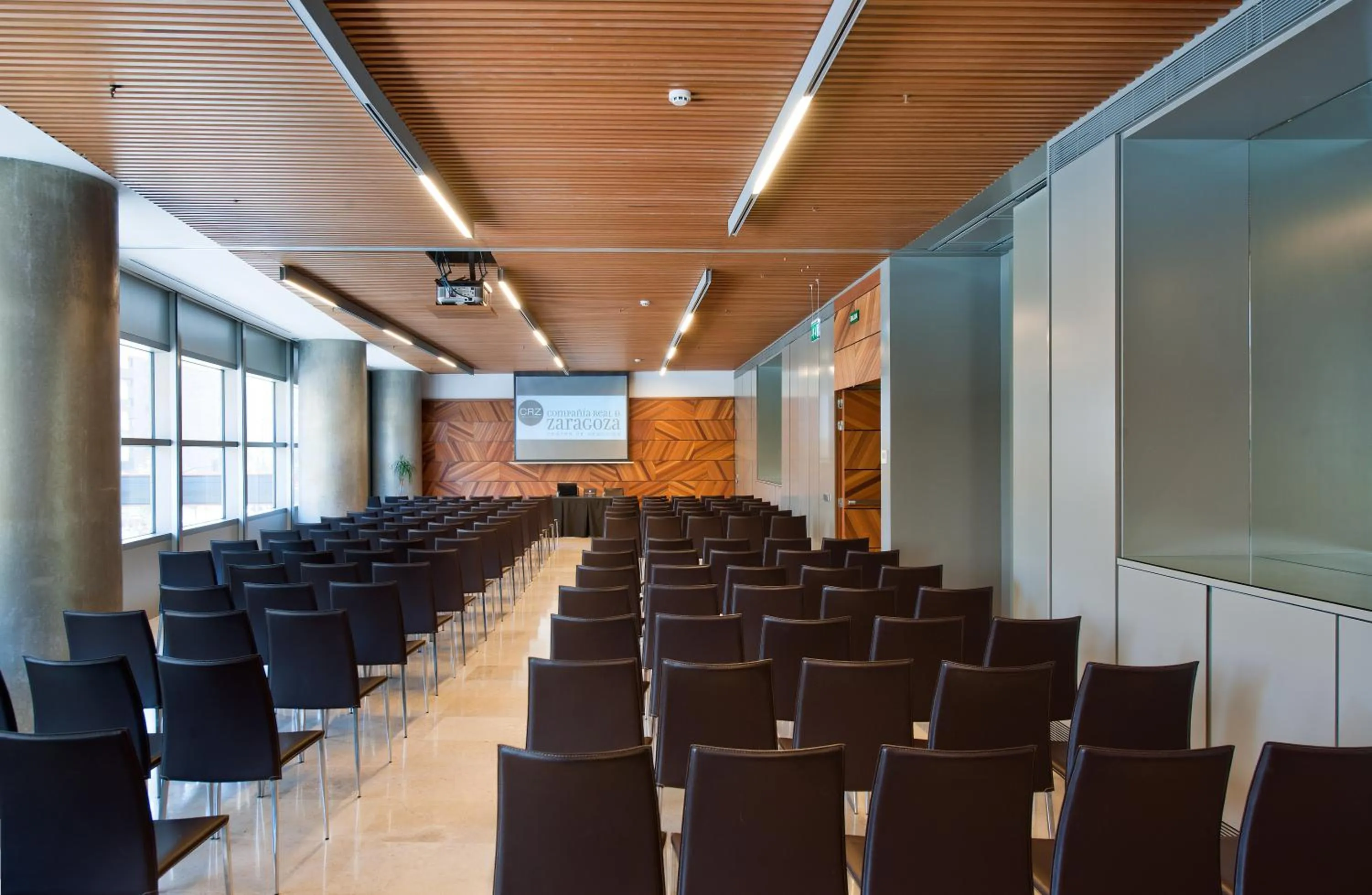 Banquet/Function facilities in Hotel Reina Petronila