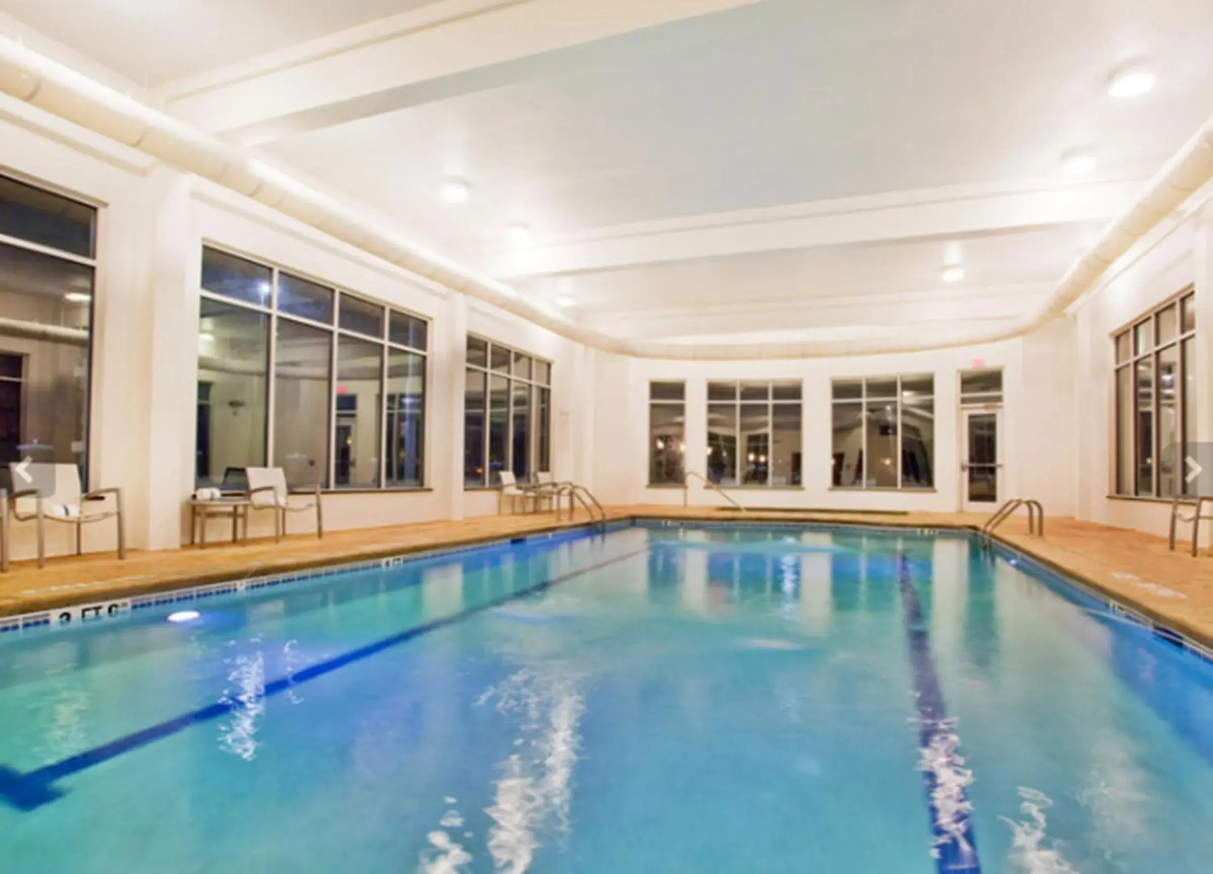 Swimming pool in Hilton Garden Inn Dalton Swimming pool in Hilton Garden Inn Dalton