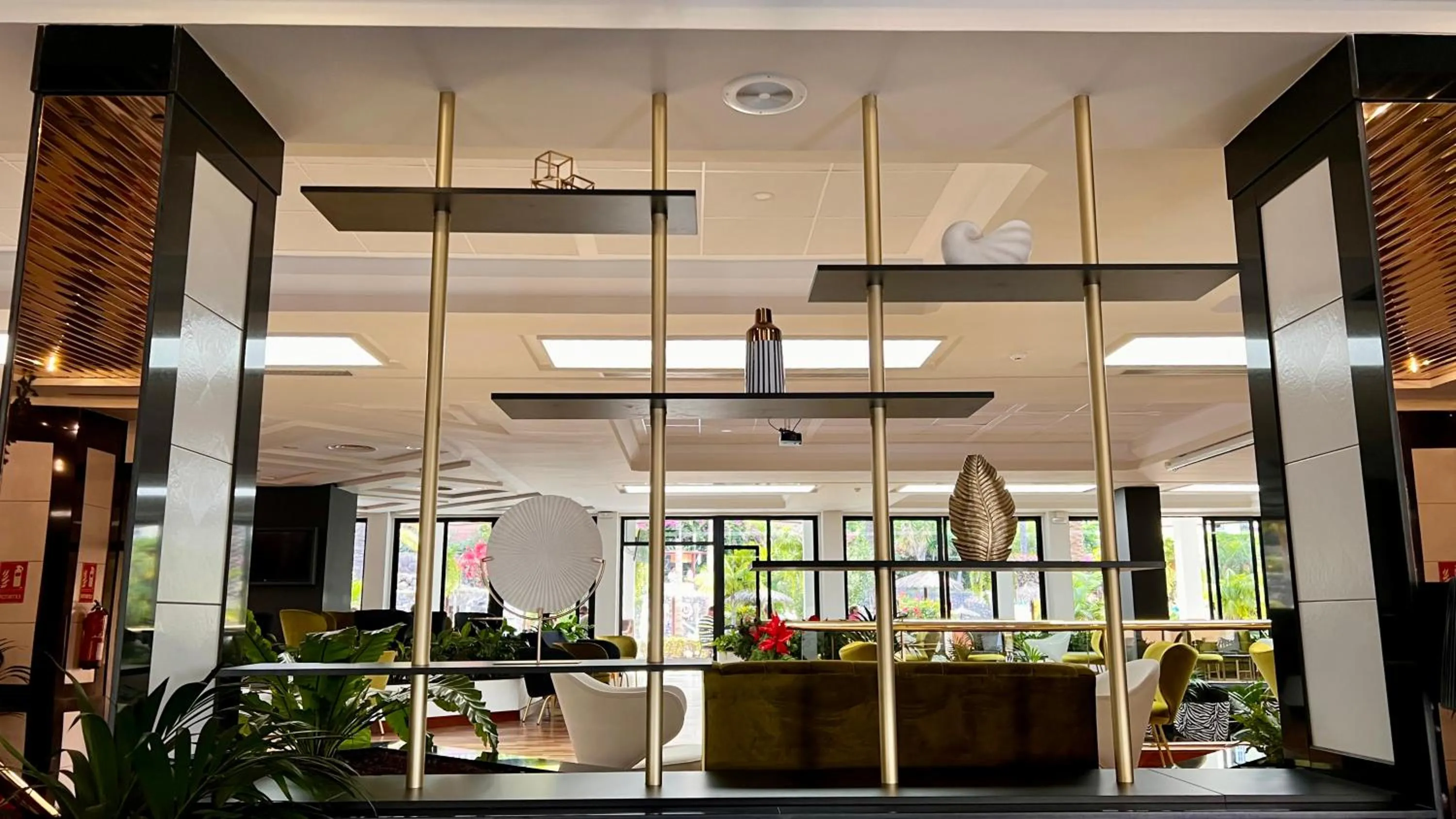 Lobby or reception in Hotel Puerto Palace