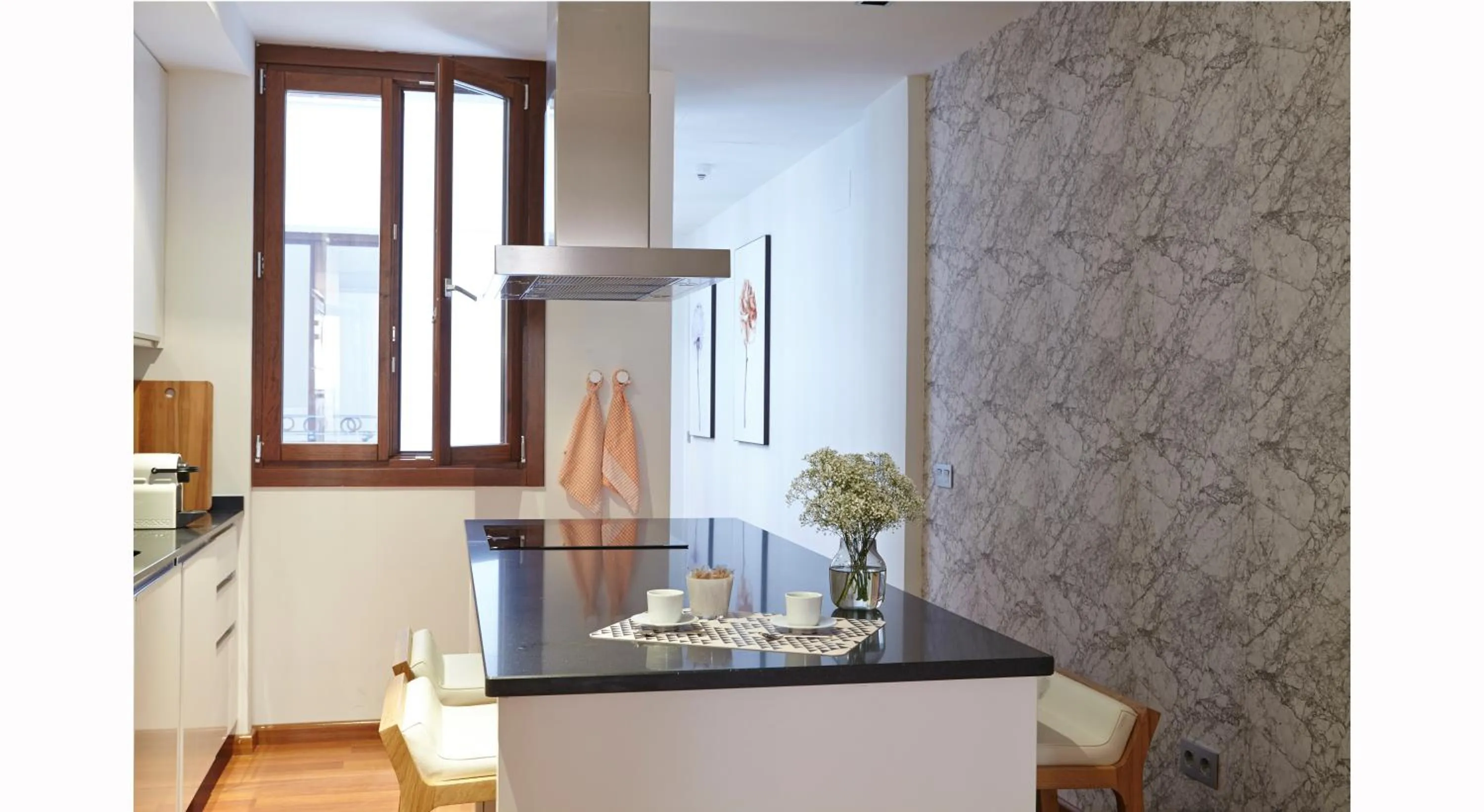 Kitchen or kitchenette in 60 Balconies Design