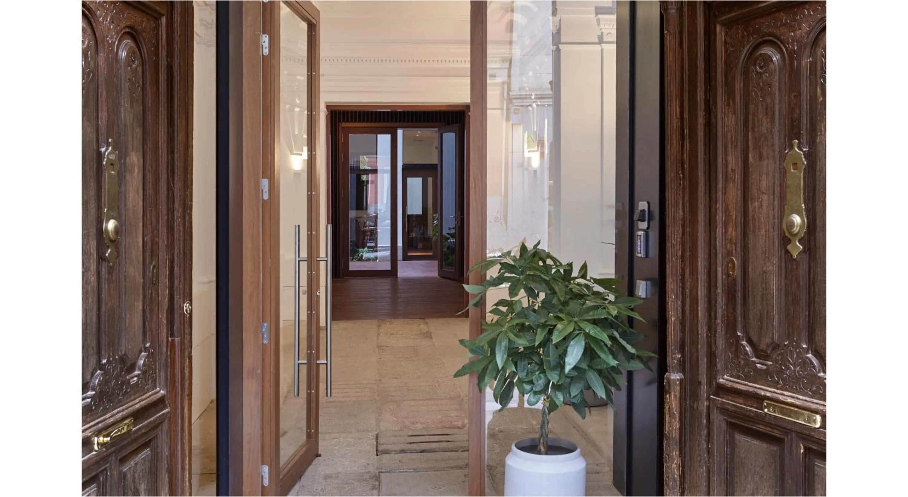 Lobby or reception in 60 Balconies Design