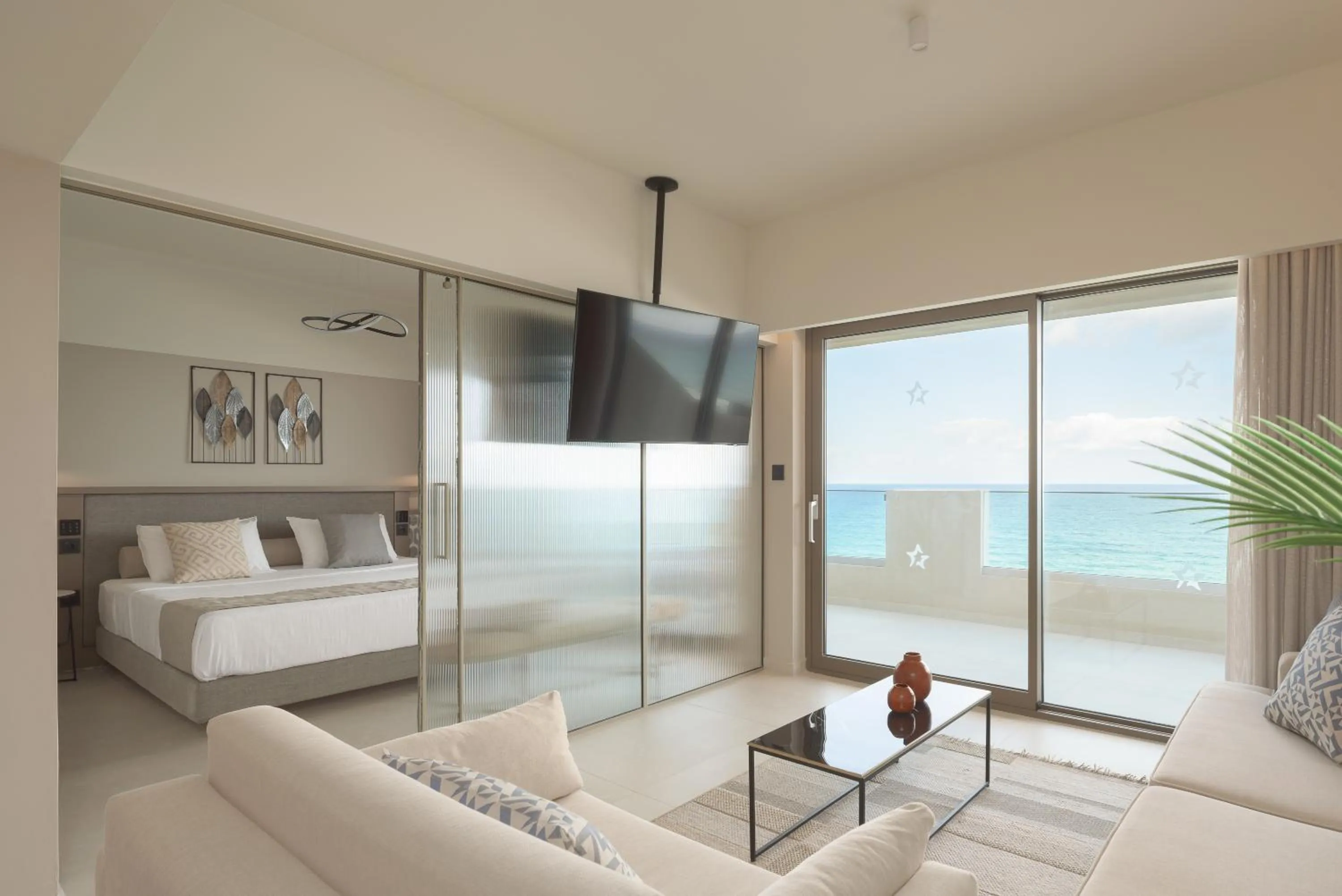 Photo of the whole room, Bed in Creta Star Hotel - Adults Only