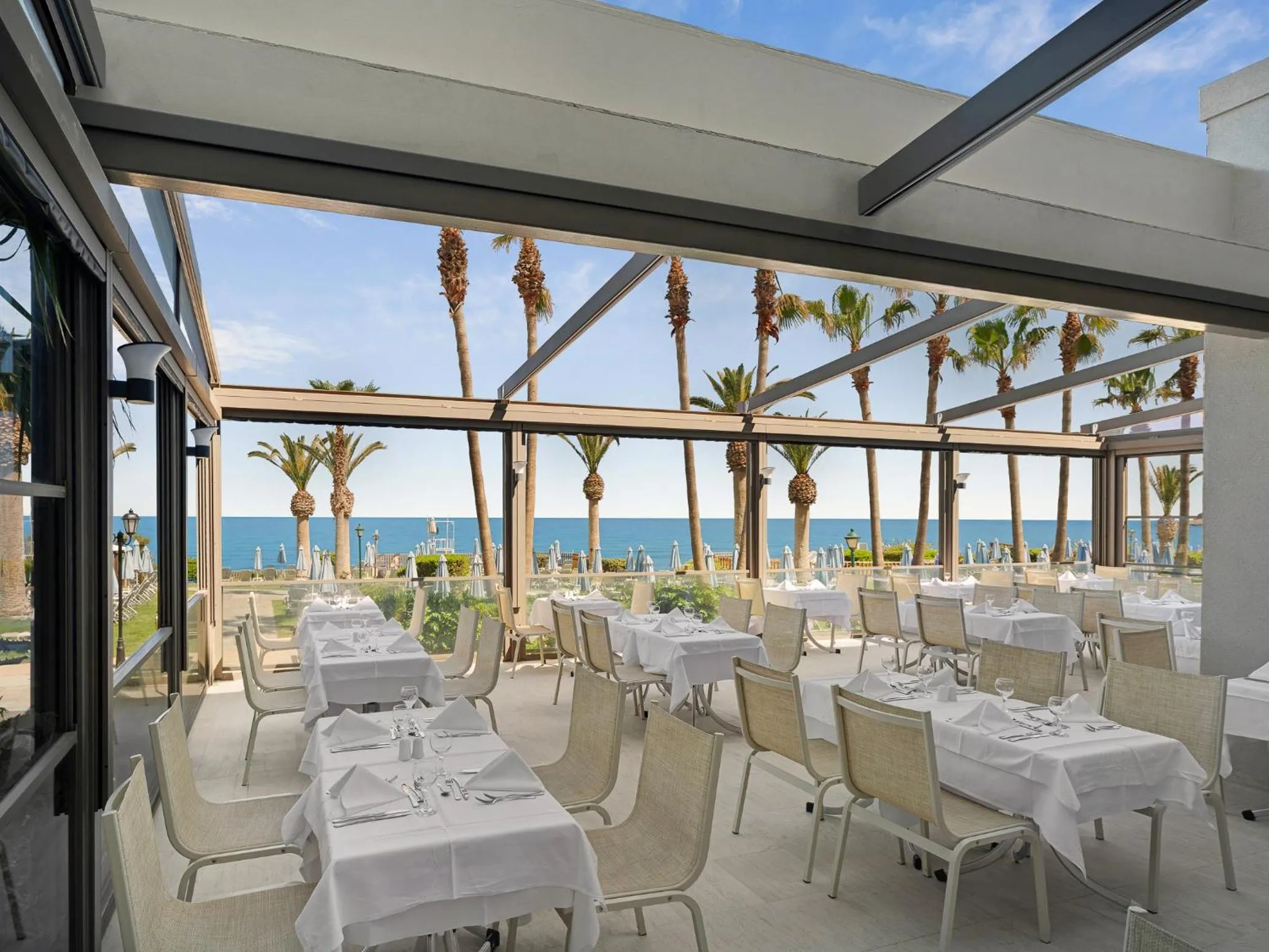 Restaurant/places to eat in Creta Star Hotel - Adults Only