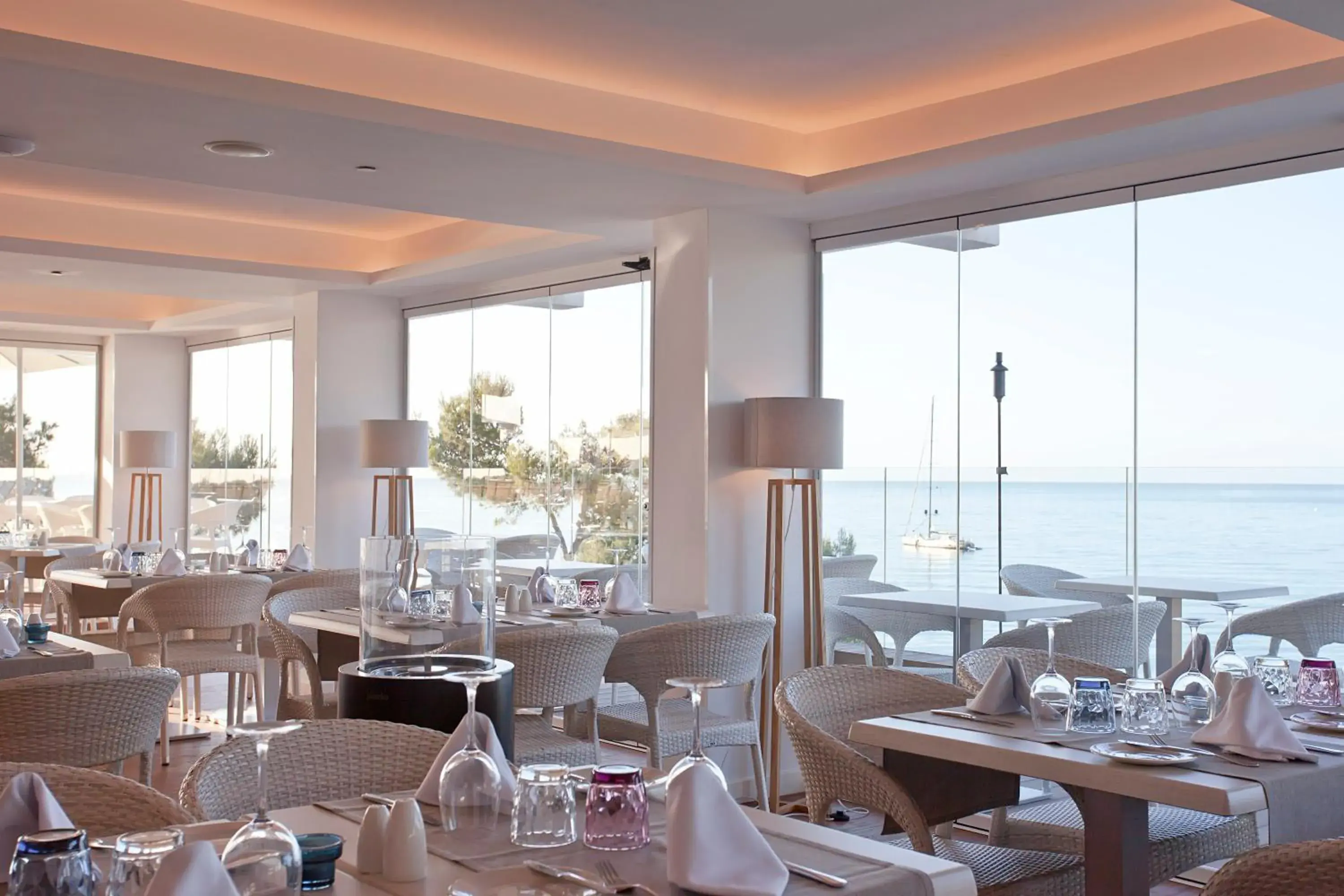 Restaurant/places to eat in Aparthotel Ponent Mar Restaurant/places to eat in Aparthotel Ponent Mar