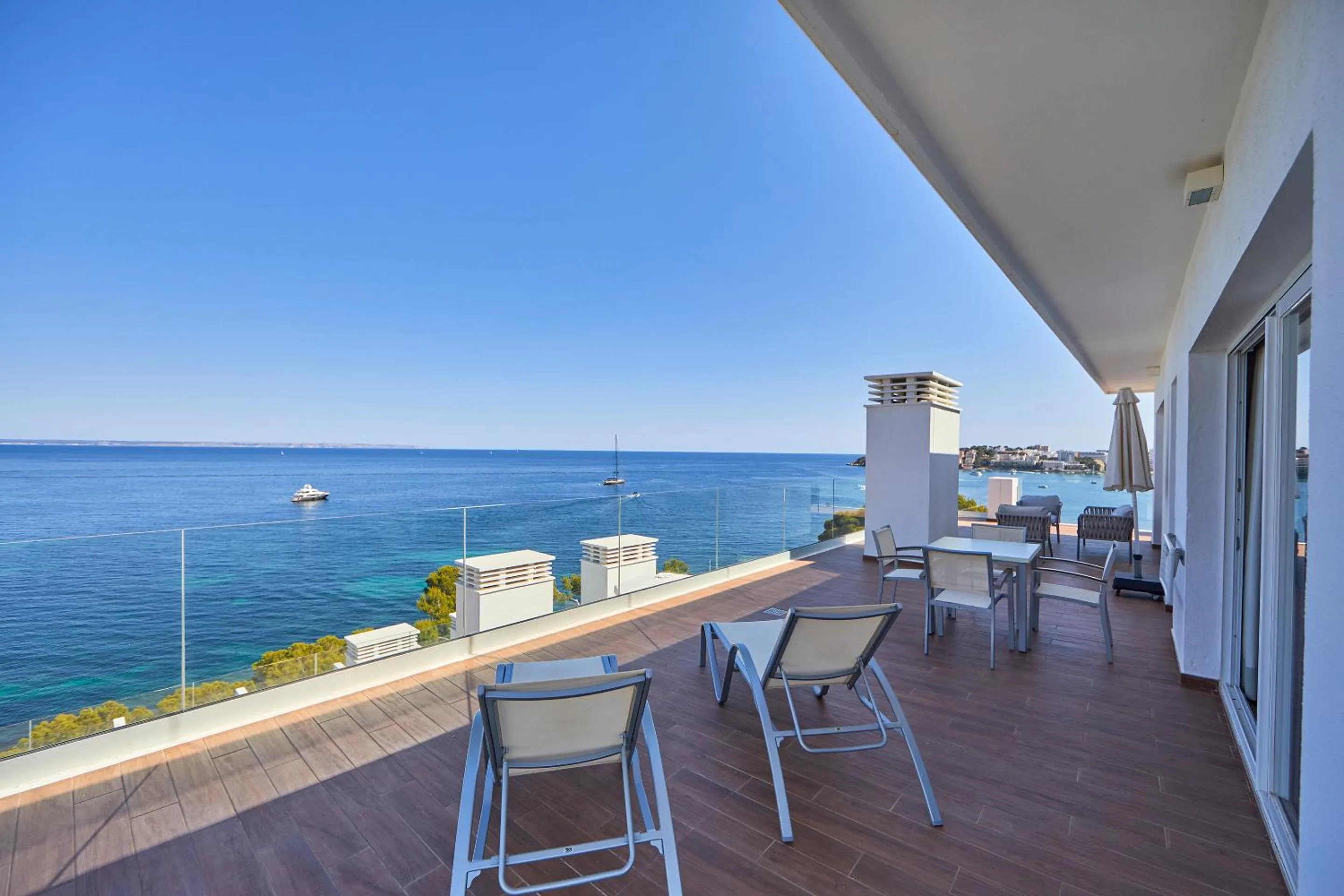 Balcony/Terrace in Aparthotel Ponent Mar