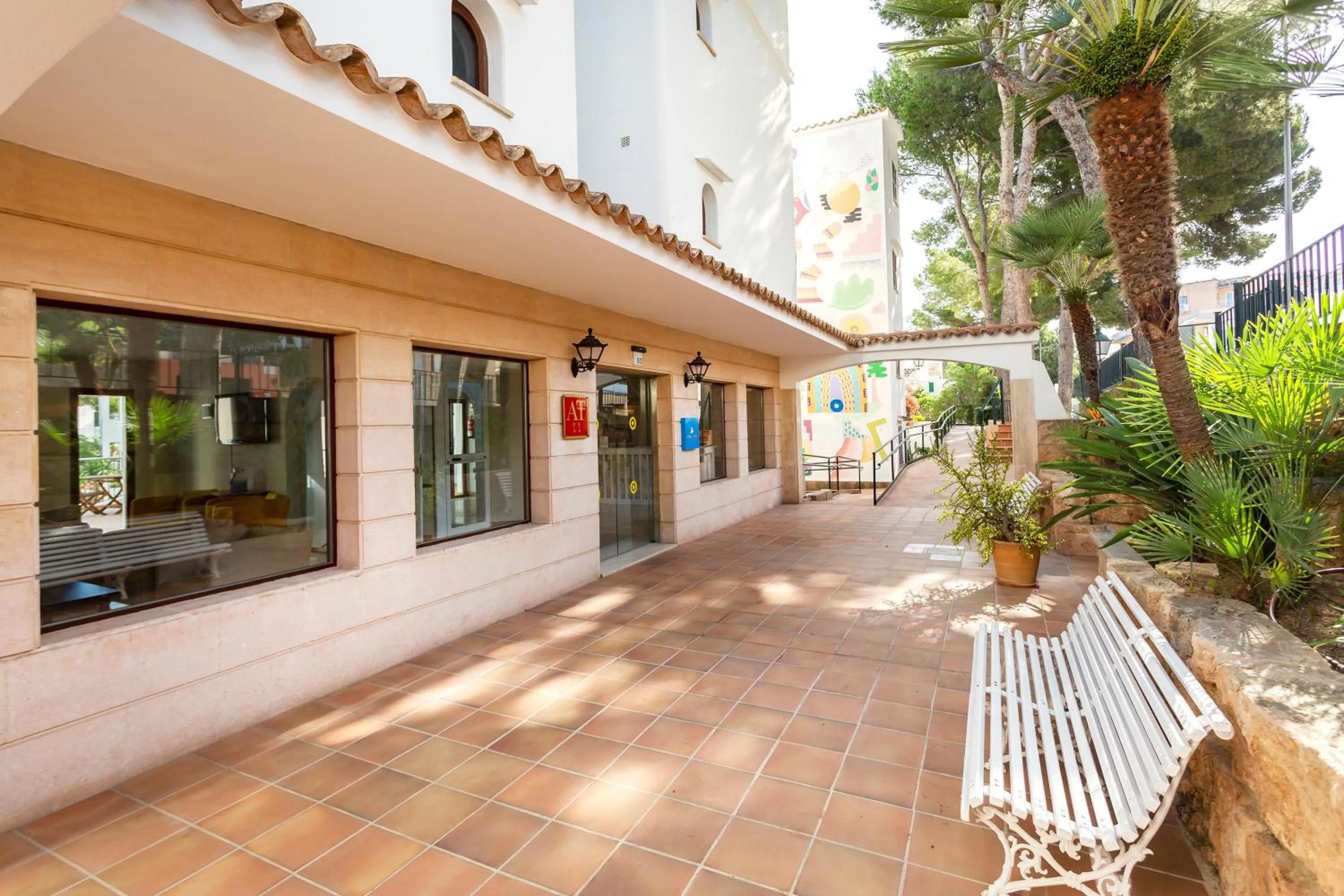 Lobby or reception in Flipflop Surfing Playa