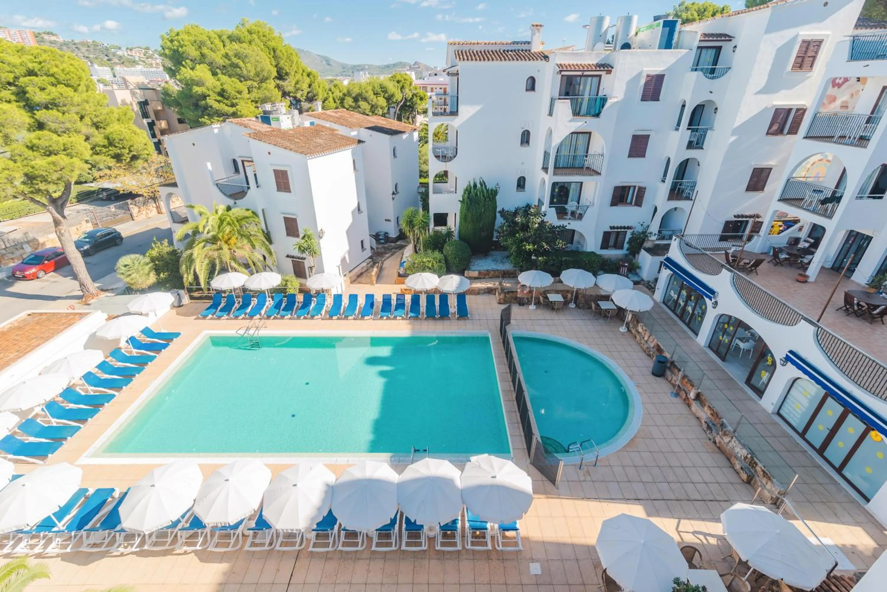 Swimming pool in Flipflop Surfing Playa