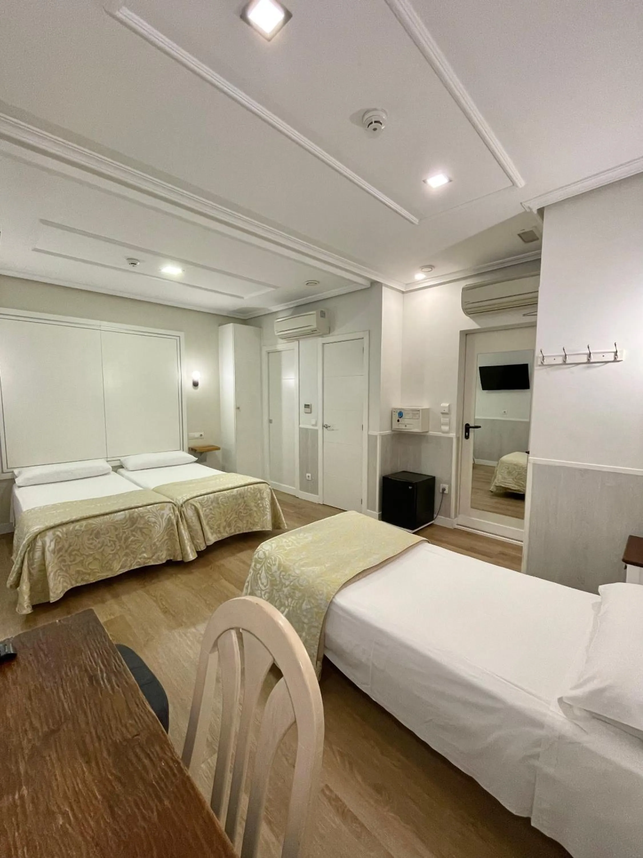 Bed in Hostal Madrid