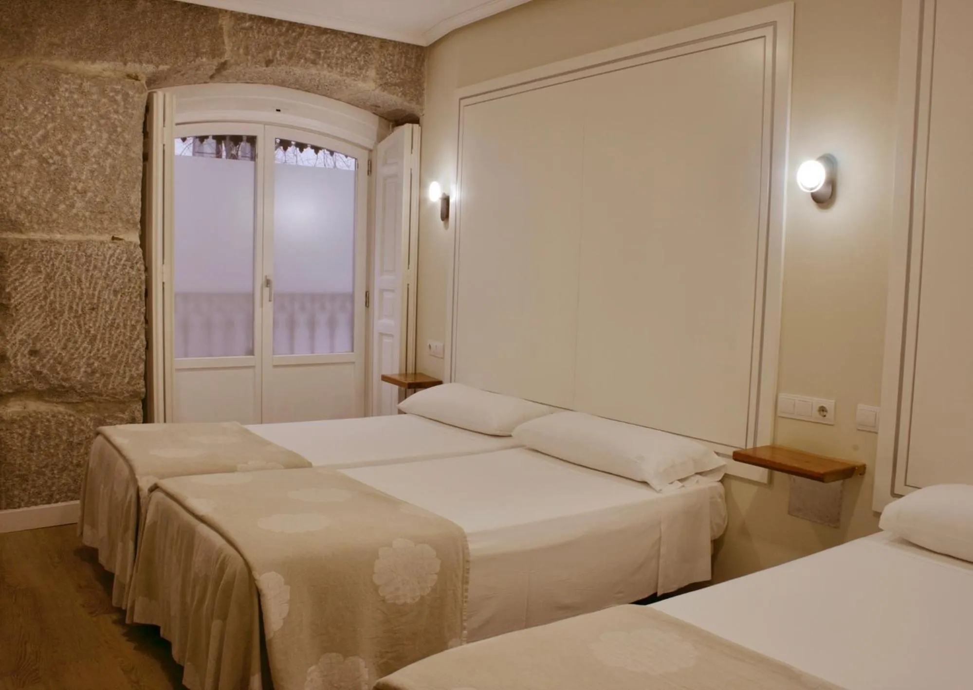 Bed in Hostal Madrid