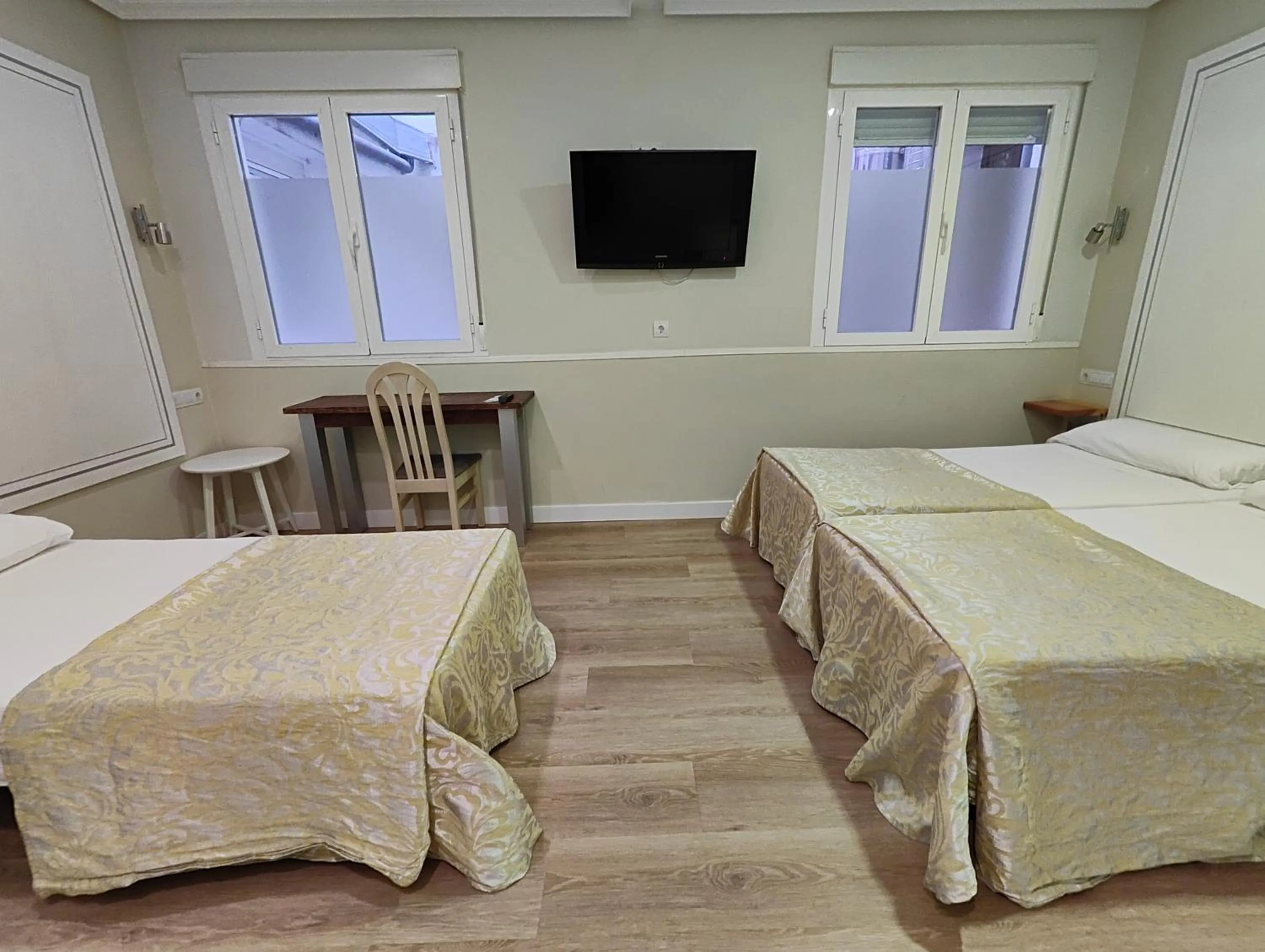 Bed in Hostal Madrid