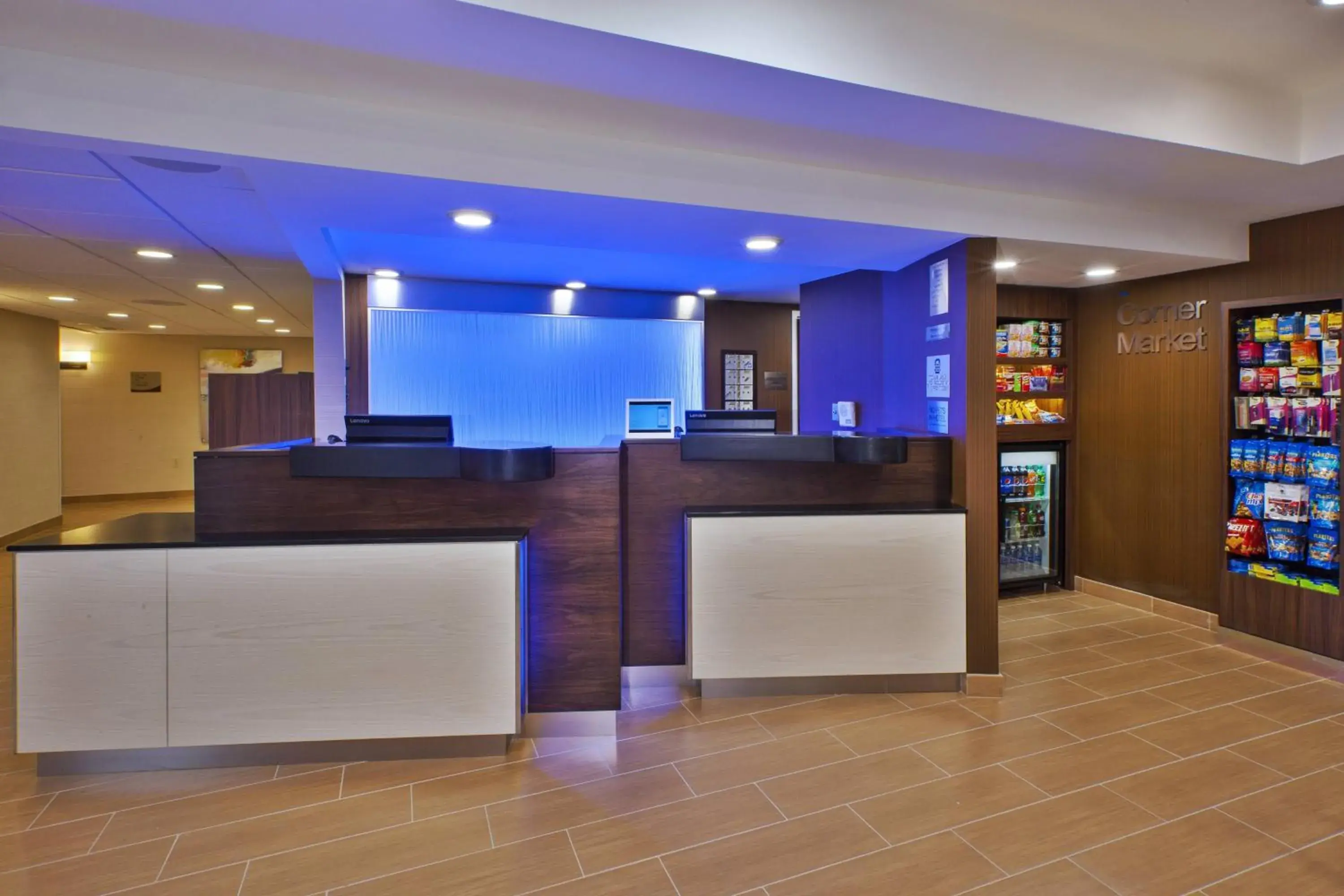 Lobby or reception in Fairfield by Marriott Inn & Suites Herndon Reston Lobby or reception in Fairfield by Marriott Inn & Suites Herndon Reston