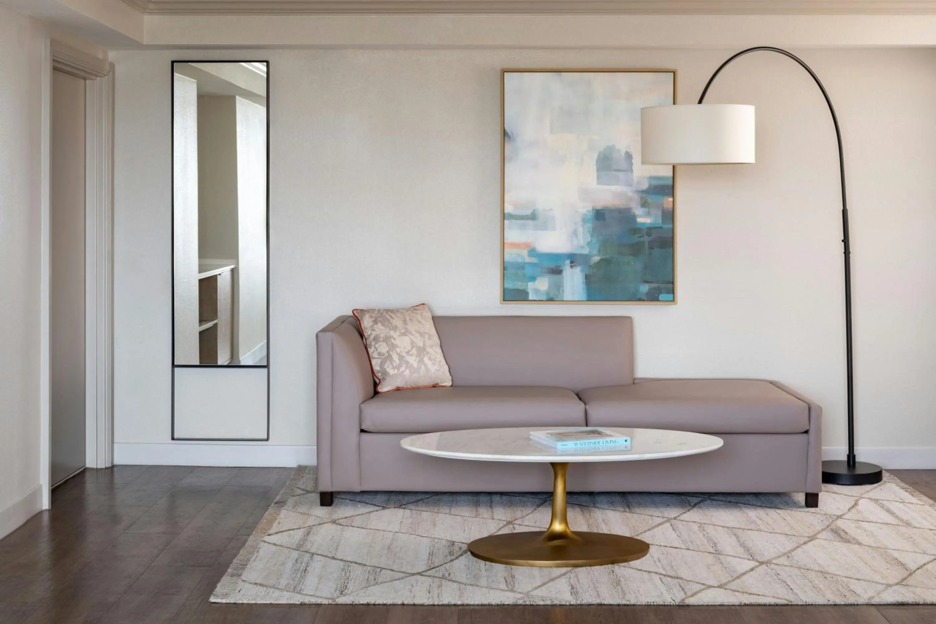 Photo of the whole room in St. Petersburg Marriott Clearwater