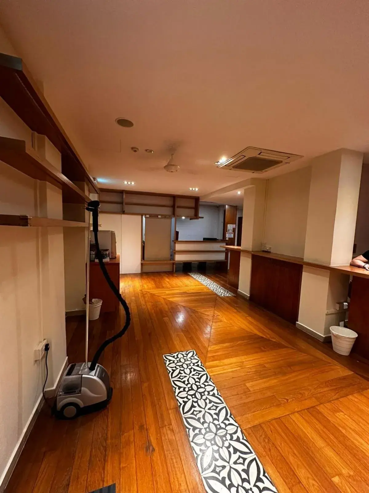 Lobby or reception in Wink at Upper Cross Street Lobby or reception in Wink at Upper Cross Street