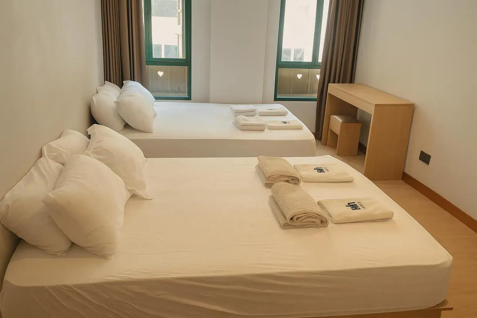 Bed in Wink at Upper Cross Street Bed in Wink at Upper Cross Street