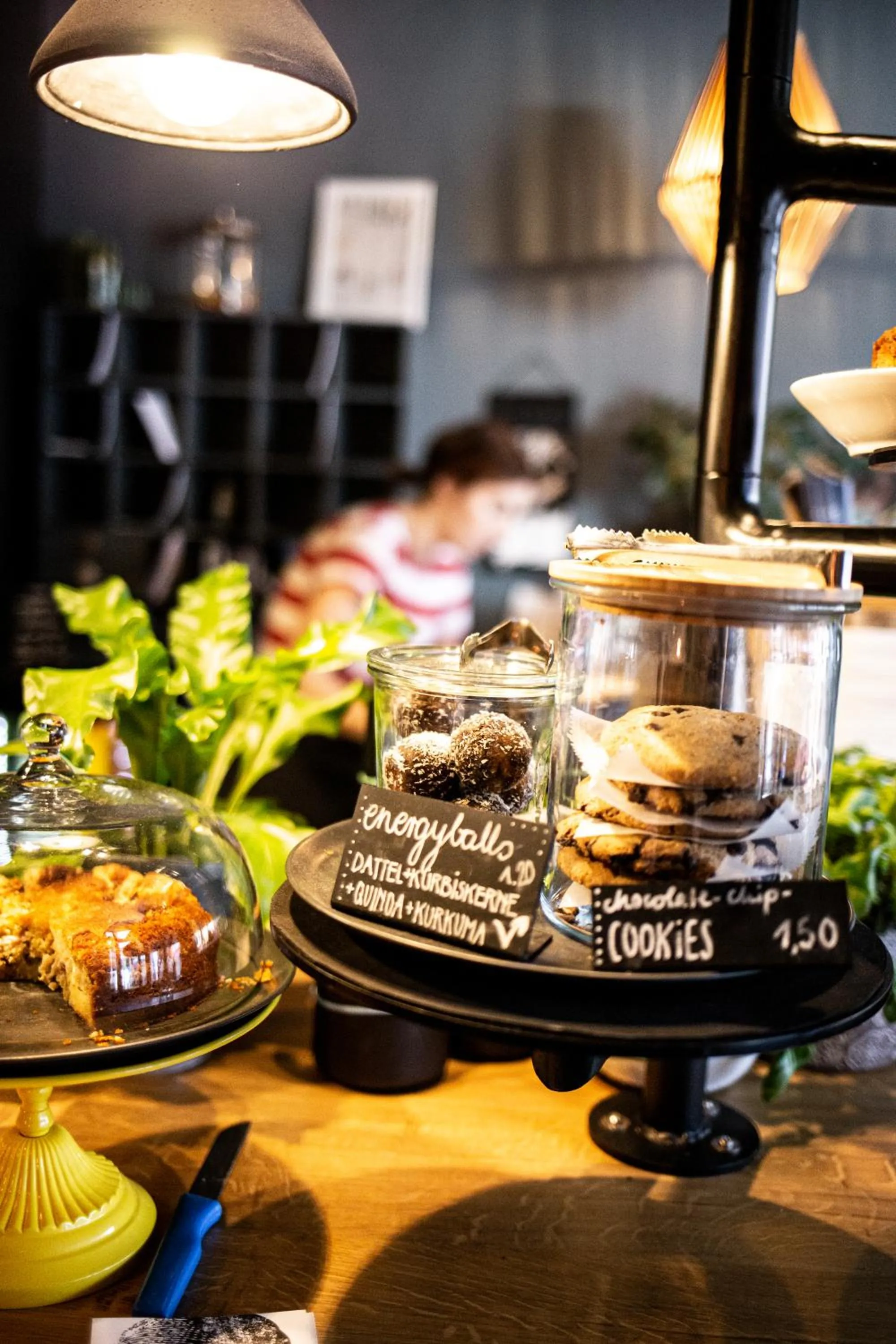 Food and drinks in Frühstückshotel Fürstenwerth