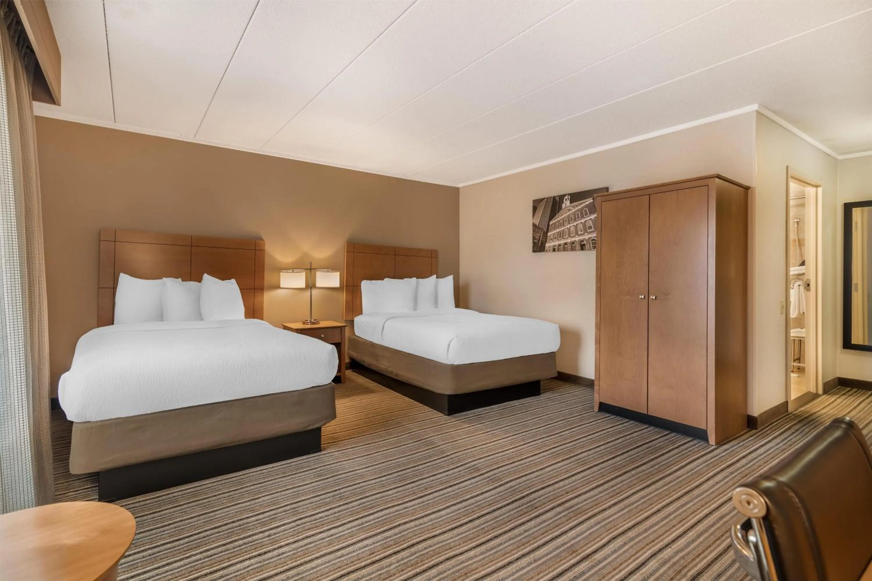 Bedroom, Bed in Best Western Plus Waltham Boston