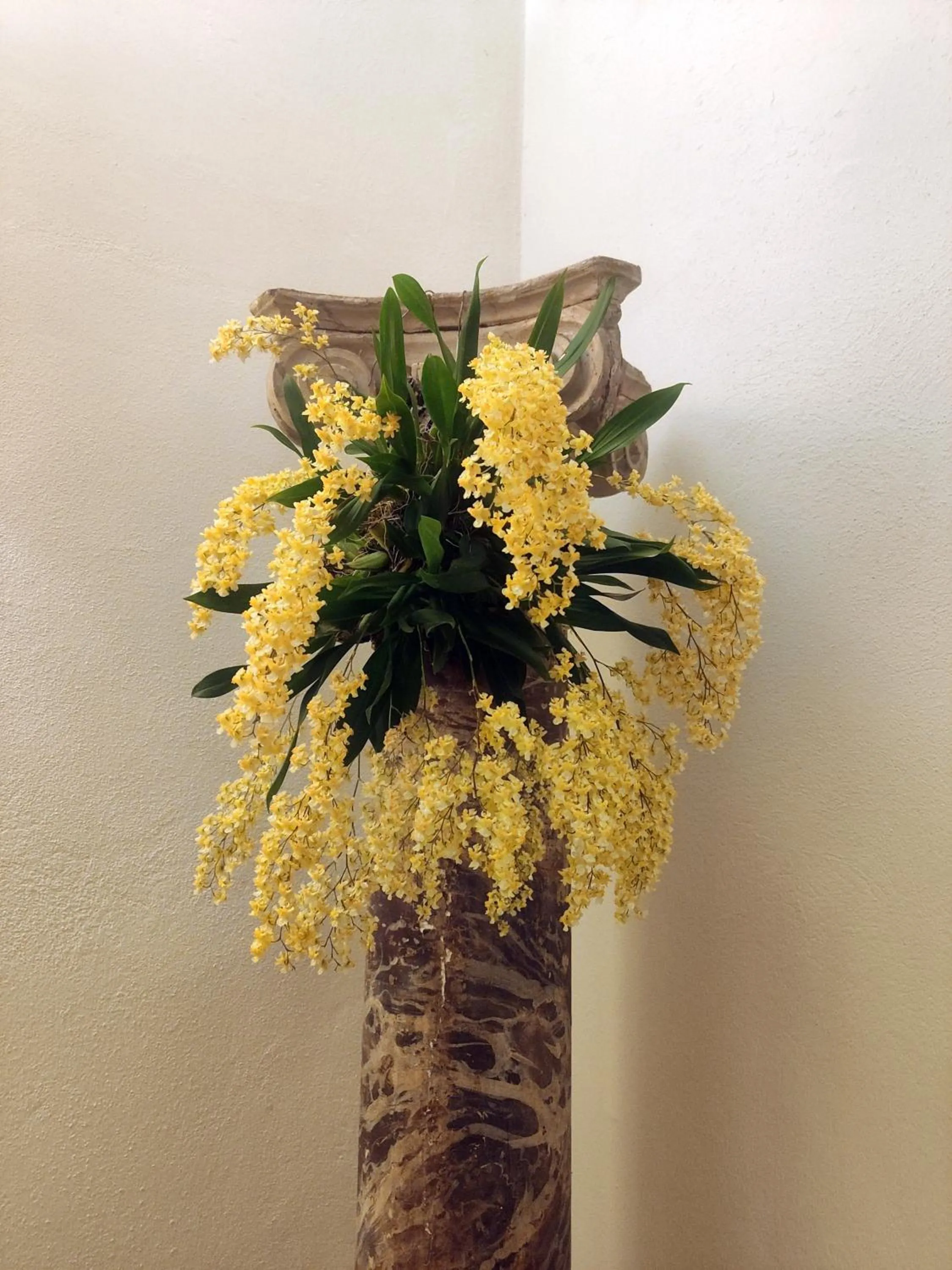 Decorative detail in La Casa nel Borgo