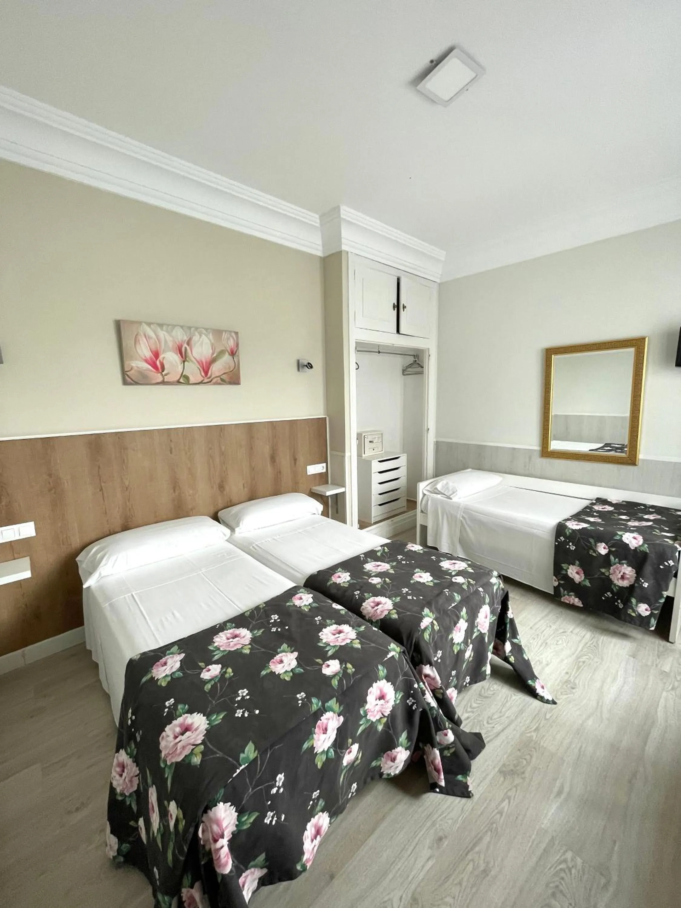 Bed in Apartamentos Mayor Centro