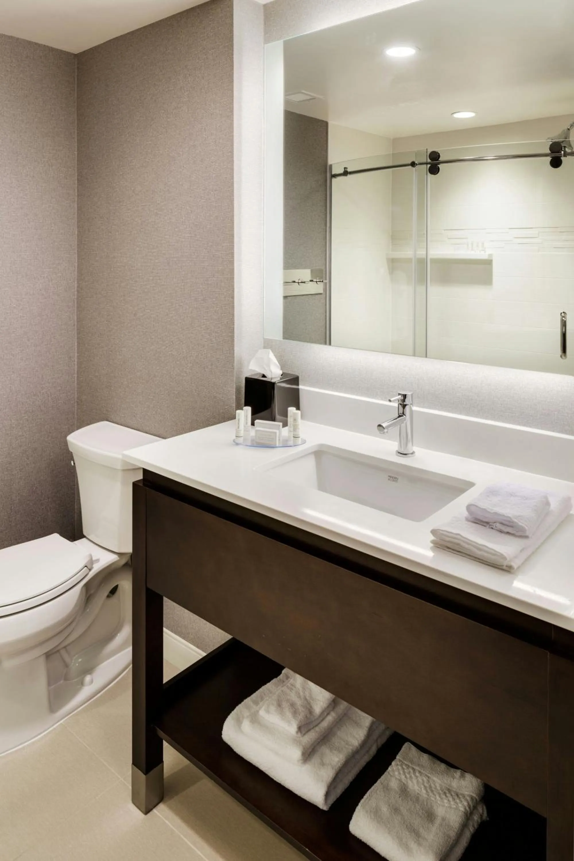 Bathroom in Residence Inn by Marriott Bath Brunswick Area