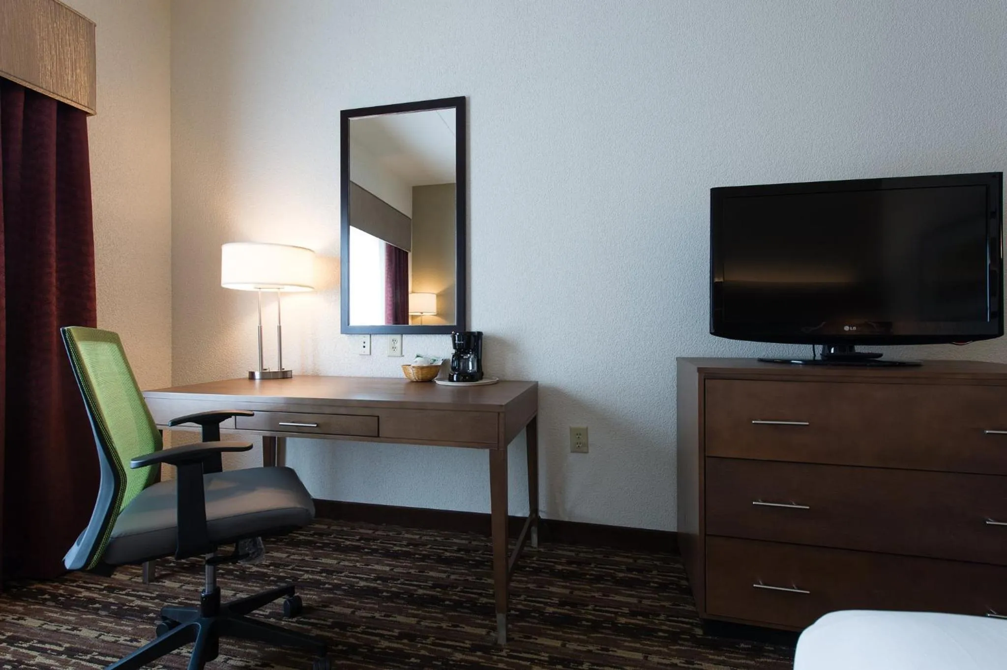 Photo of the whole room in Holiday Inn Express & Suites Walterboro by IHG