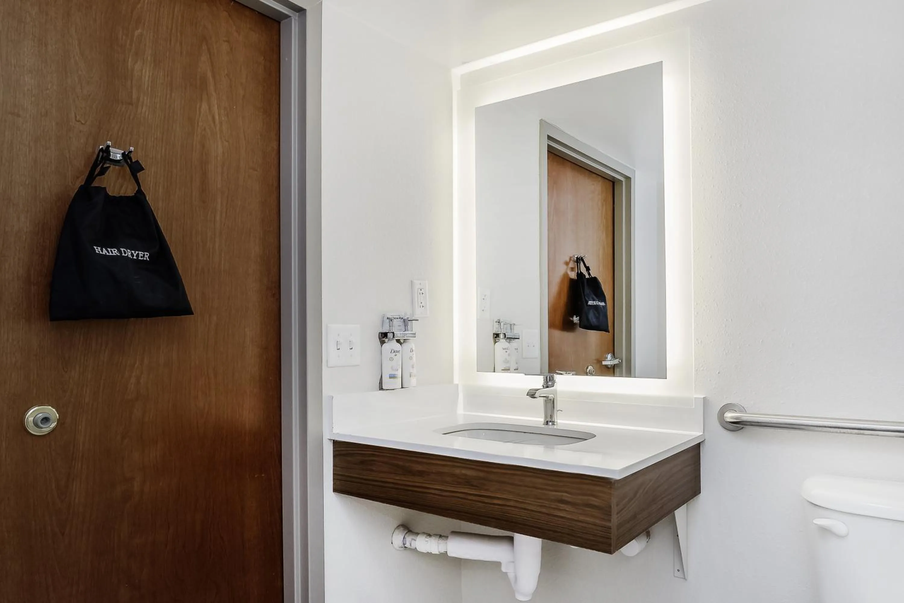 Bathroom in Holiday Inn Express & Suites Walterboro by IHG