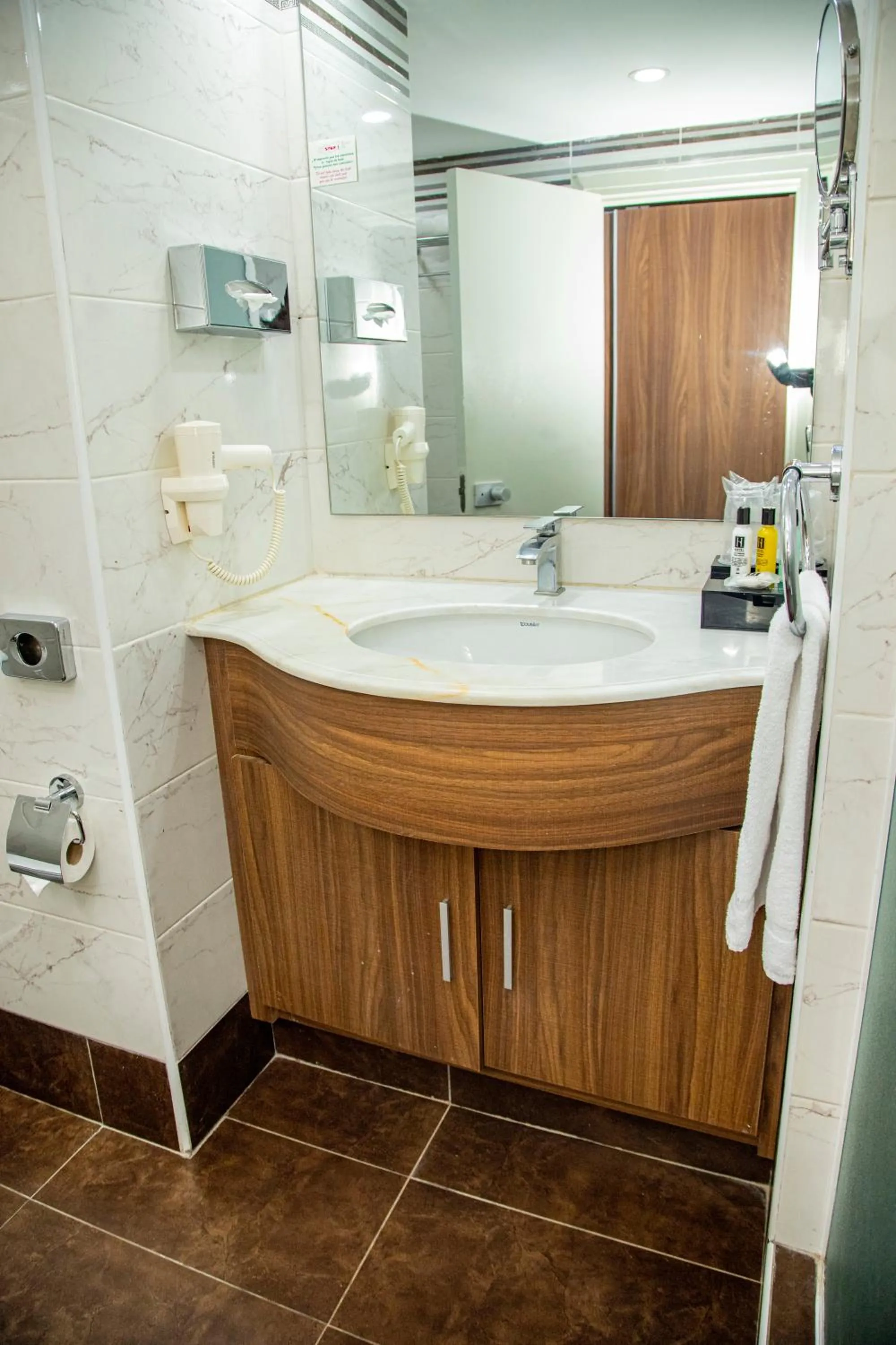 Bathroom in Hôtel Sarakawa
