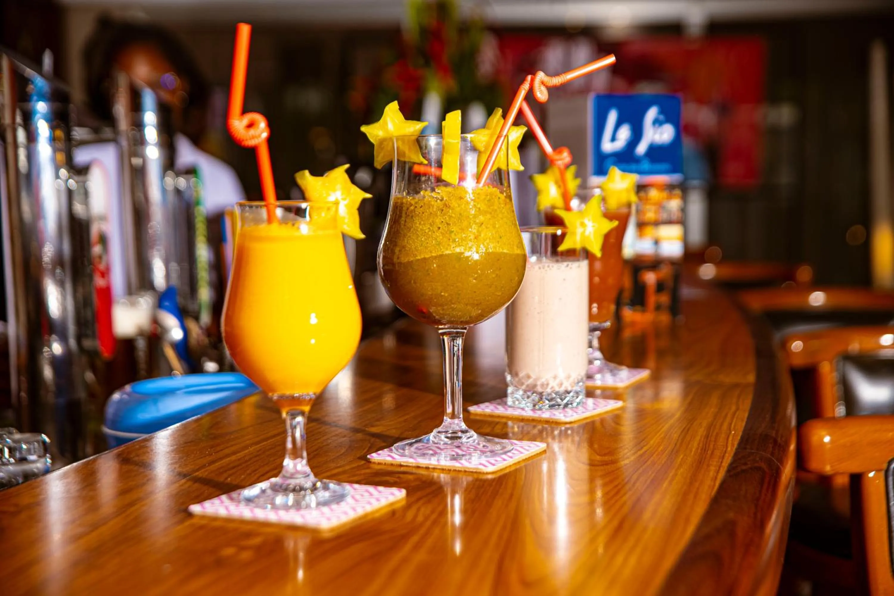 Lounge or bar in Hôtel Sarakawa