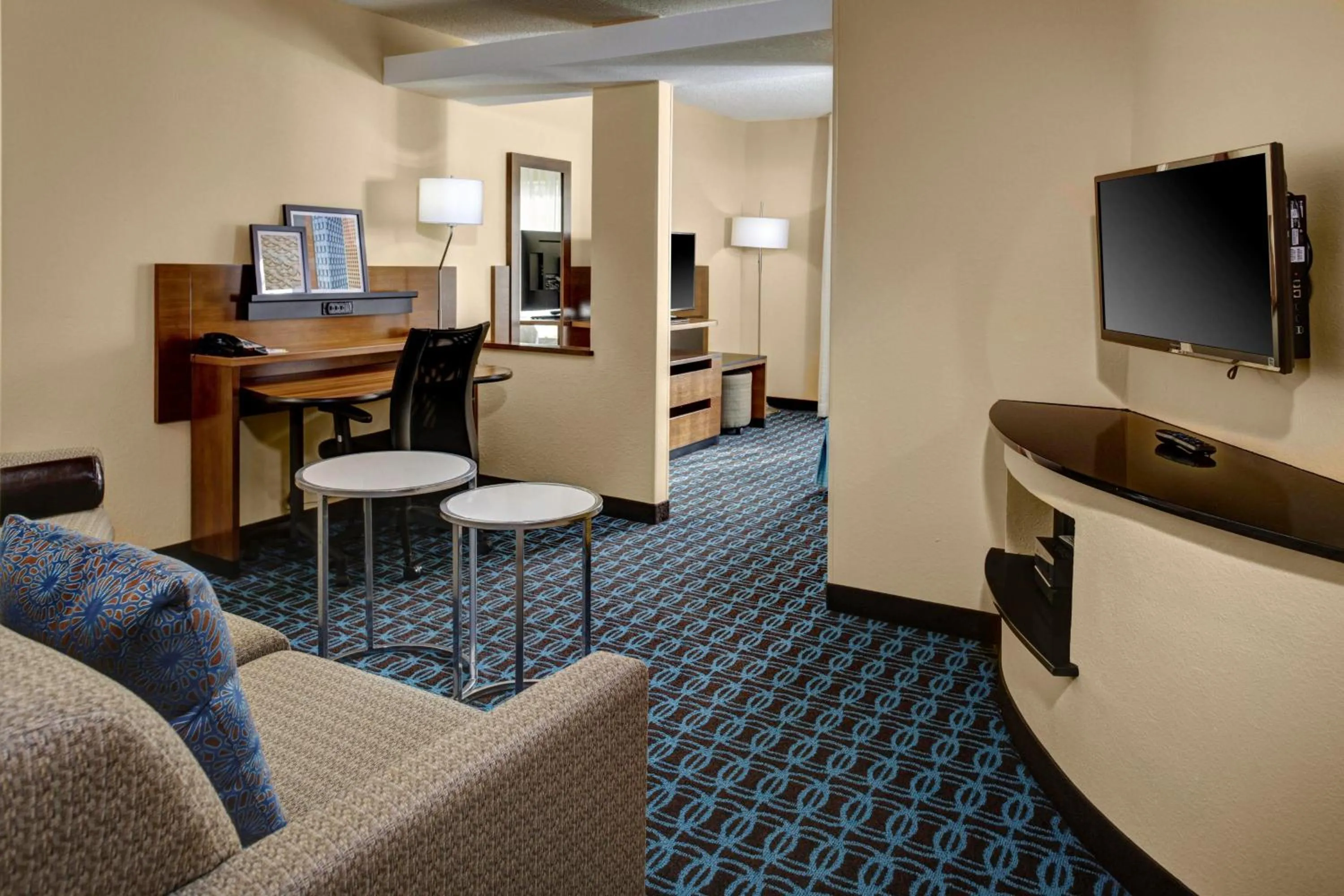 Photo of the whole room in Fairfield Inn and Suites by Marriott Atlanta Suwanee