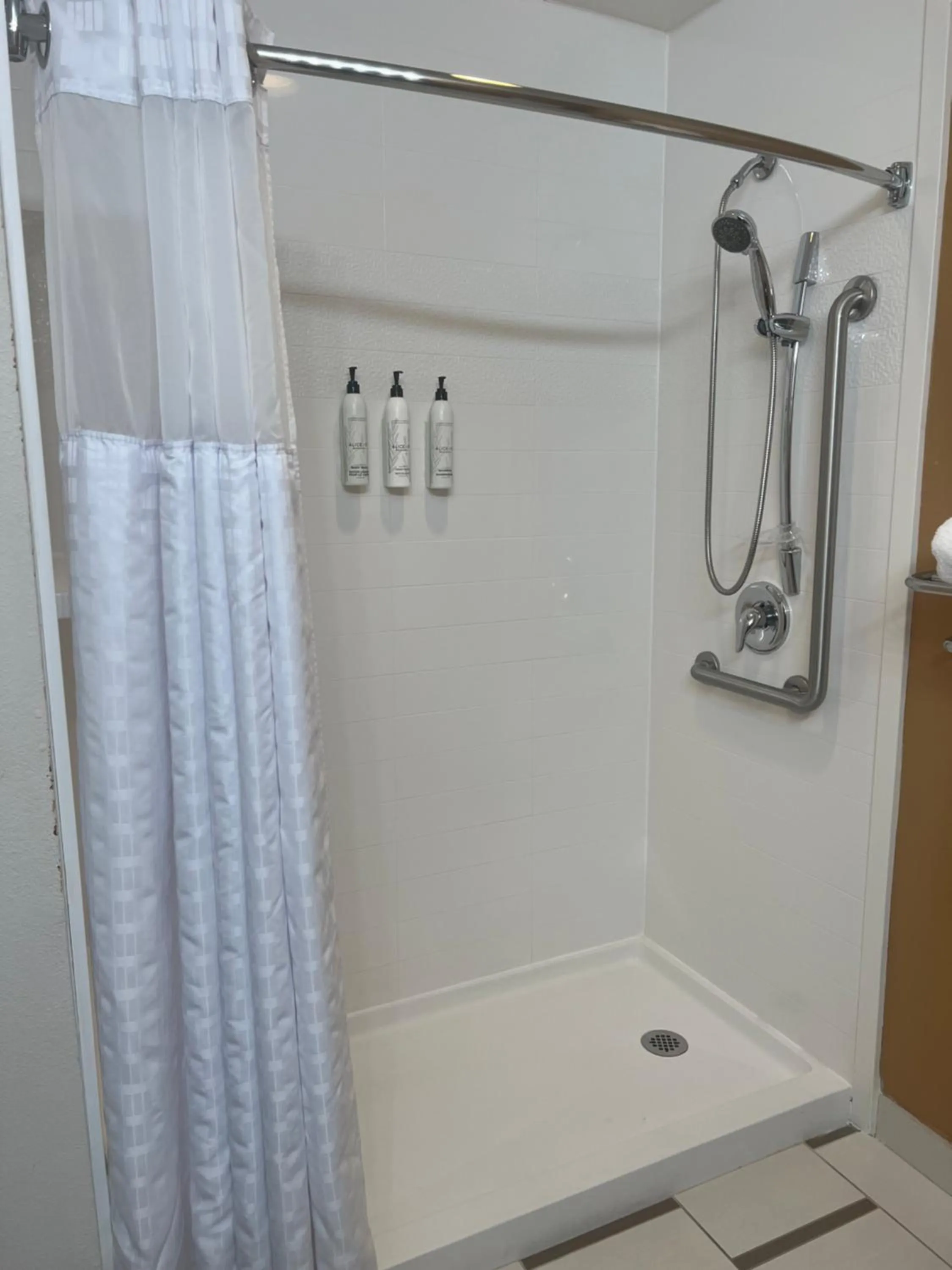 Bathroom in Fairfield Inn and Suites by Marriott Atlanta Suwanee