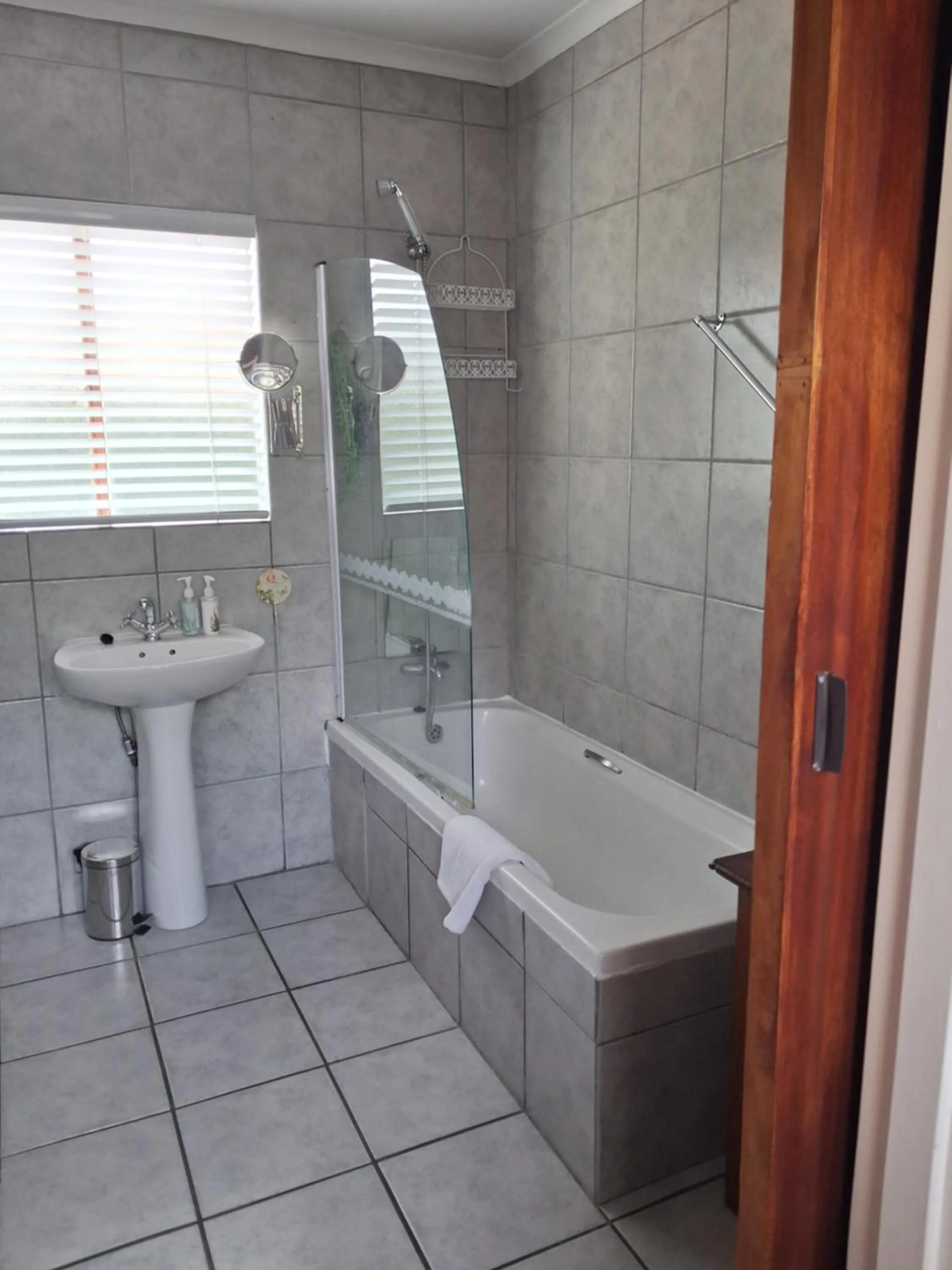 Double or Twin Room with Balcony in Tuscana Villa Guesthouse